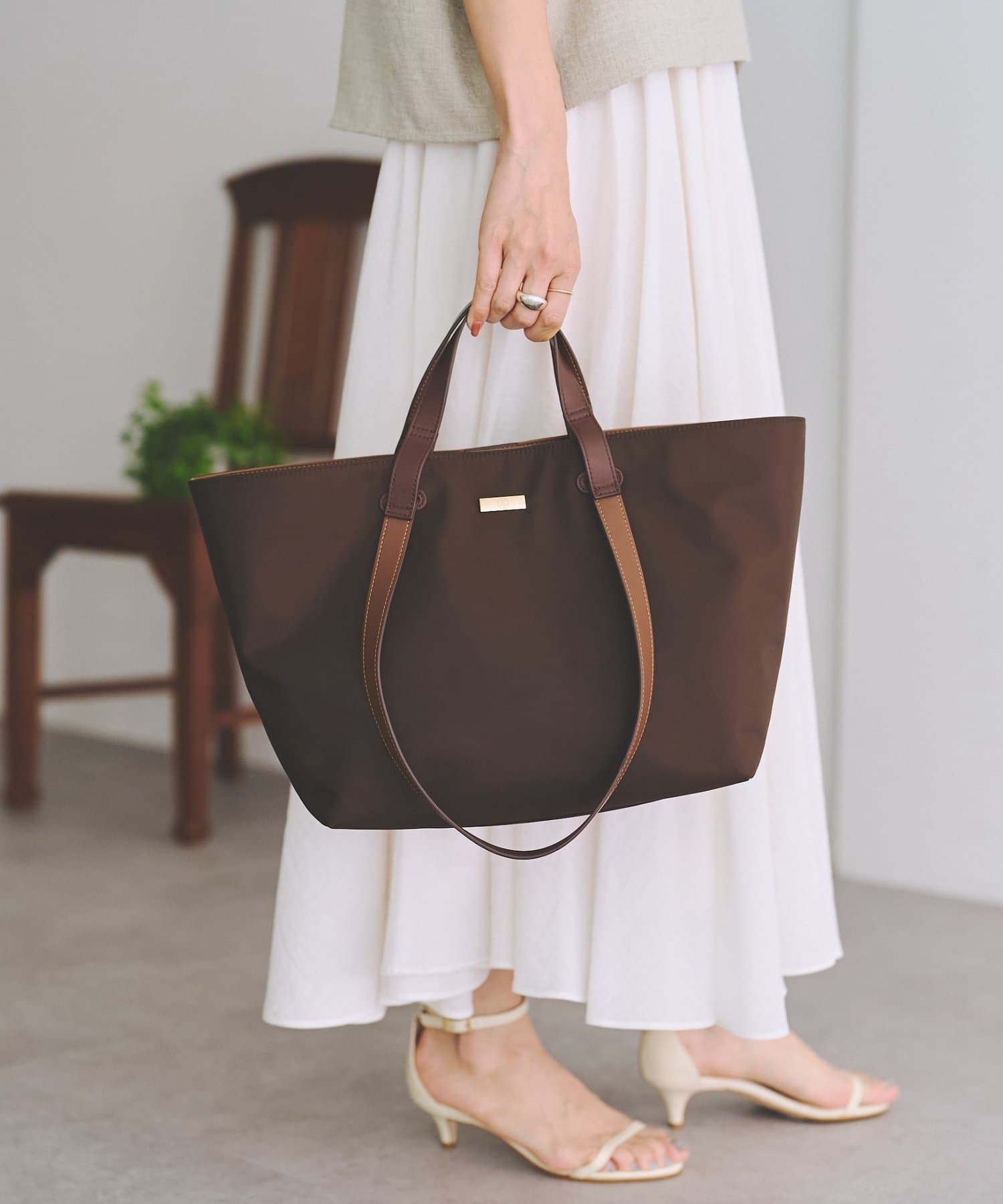 BEARDSLEY(ビアズリー) 《4/24(金)12時予約開始》ダブルハンドルトート《LIVETART》