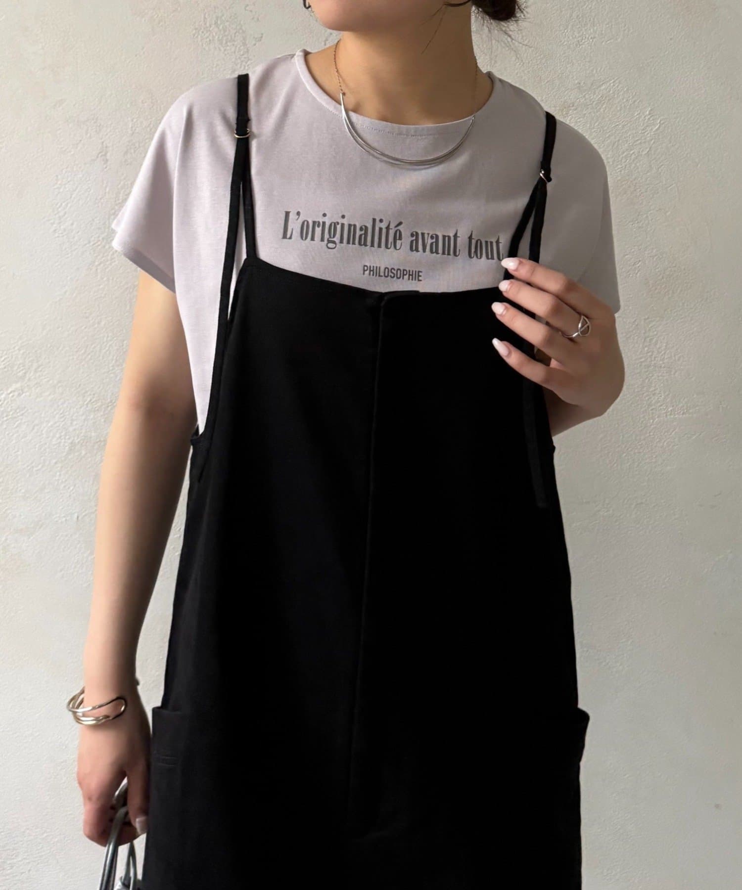 Jena　espace merveilleux(ジェナ　エスパスメルヴェイユ) コンパクトロゴカットソー
