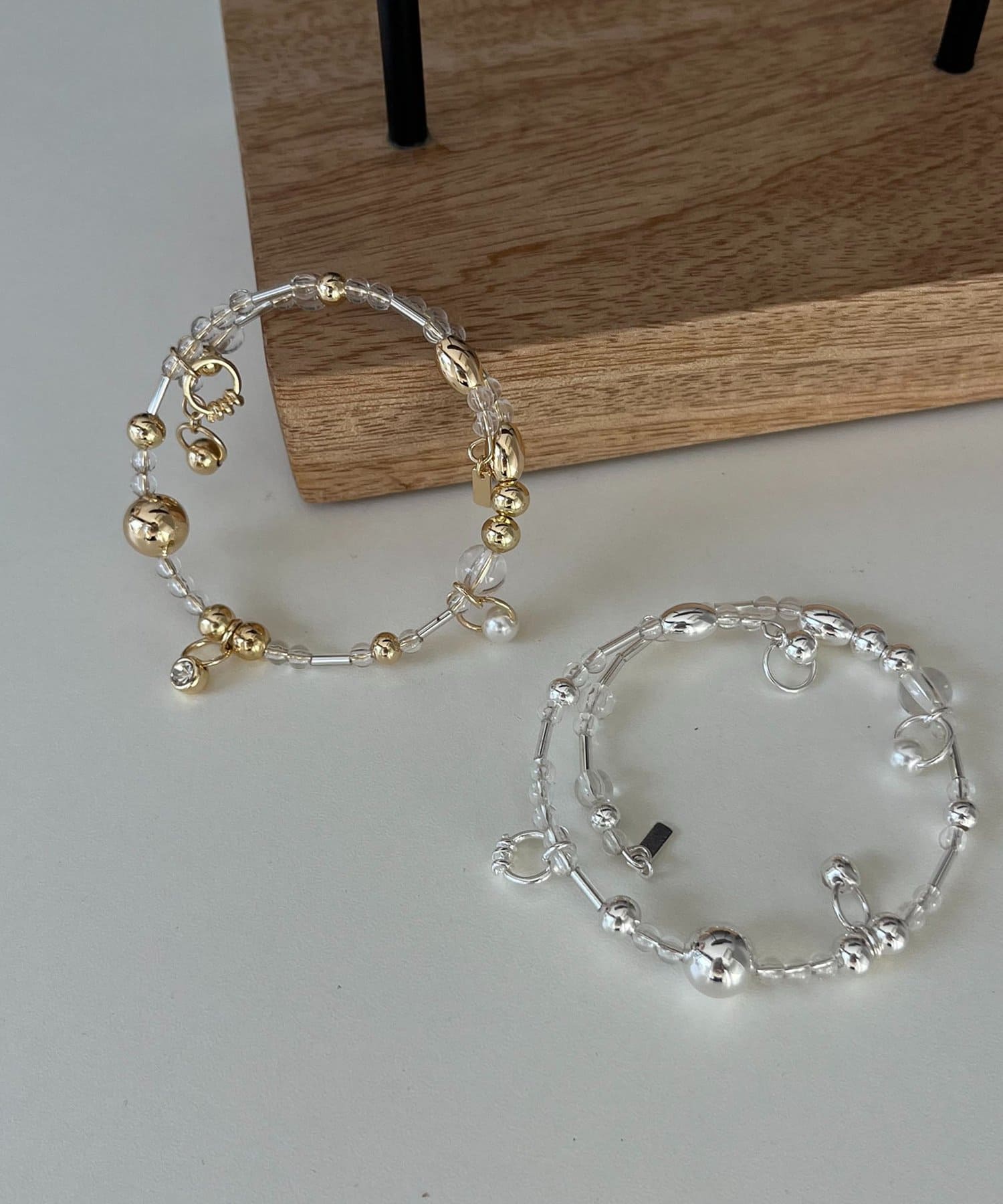 CAPRICIEUX LE'MAGE(カプリシュレマージュ) 〈GOLDY/ゴールディ〉クリアビーズブレス