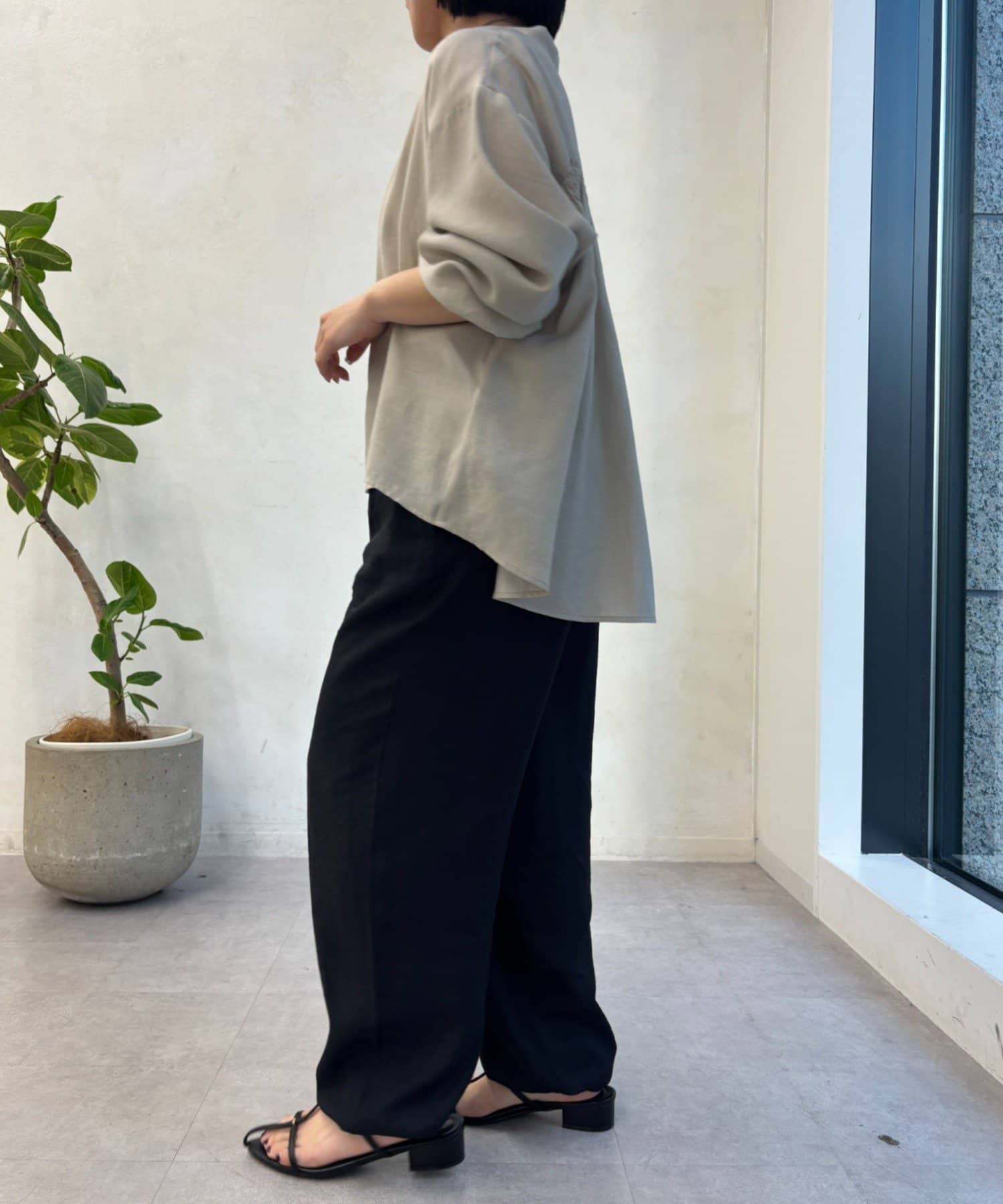 Jena　espace merveilleux(ジェナ　エスパスメルヴェイユ) リネンライクパラシュートパンツ
