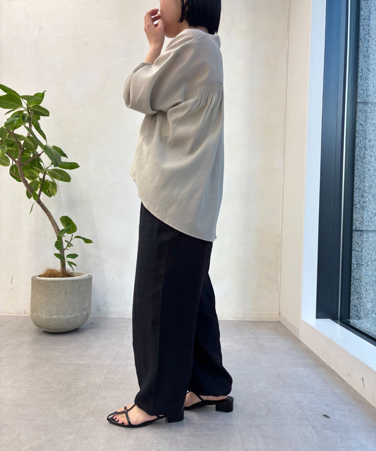 Jena　espace merveilleux(ジェナ　エスパスメルヴェイユ) リネンライクパラシュートパンツ