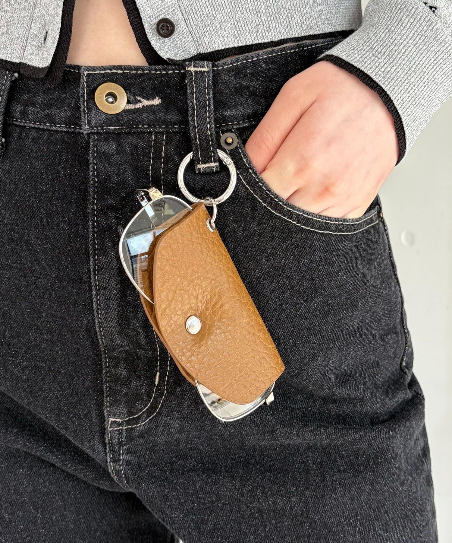 CAPRICIEUX LE'MAGE(カプリシュレマージュ) 〈GOLDY/ゴールディ〉グラスリップホルダーチャーム