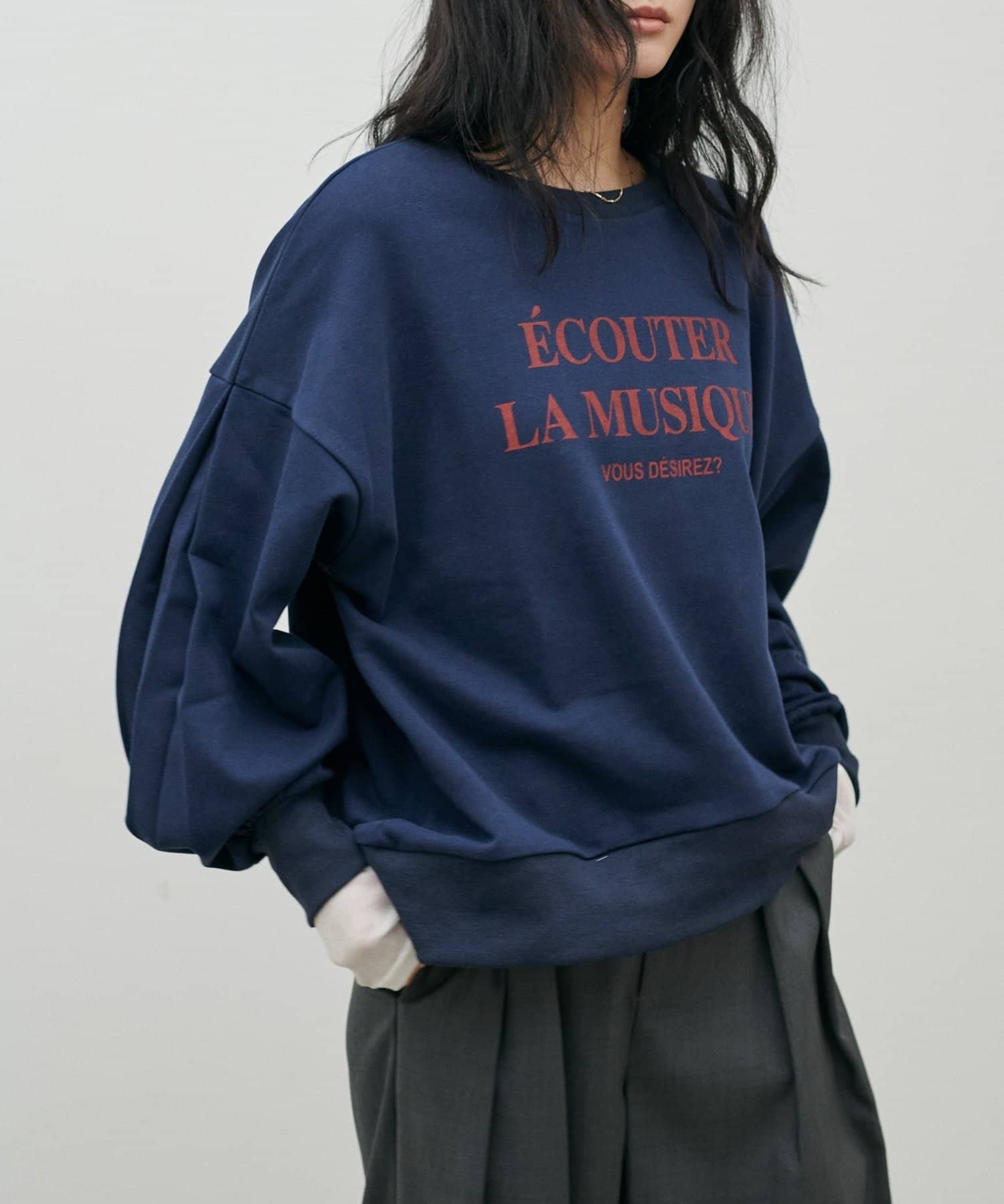 NICE CLAUP / OLIVE des OLIVE OUTLET(ナイスクラップ  / オリーブ デ オリーブ アウトレット) 【LARUTA】タックスリーブロゴスウェットプルオーバー