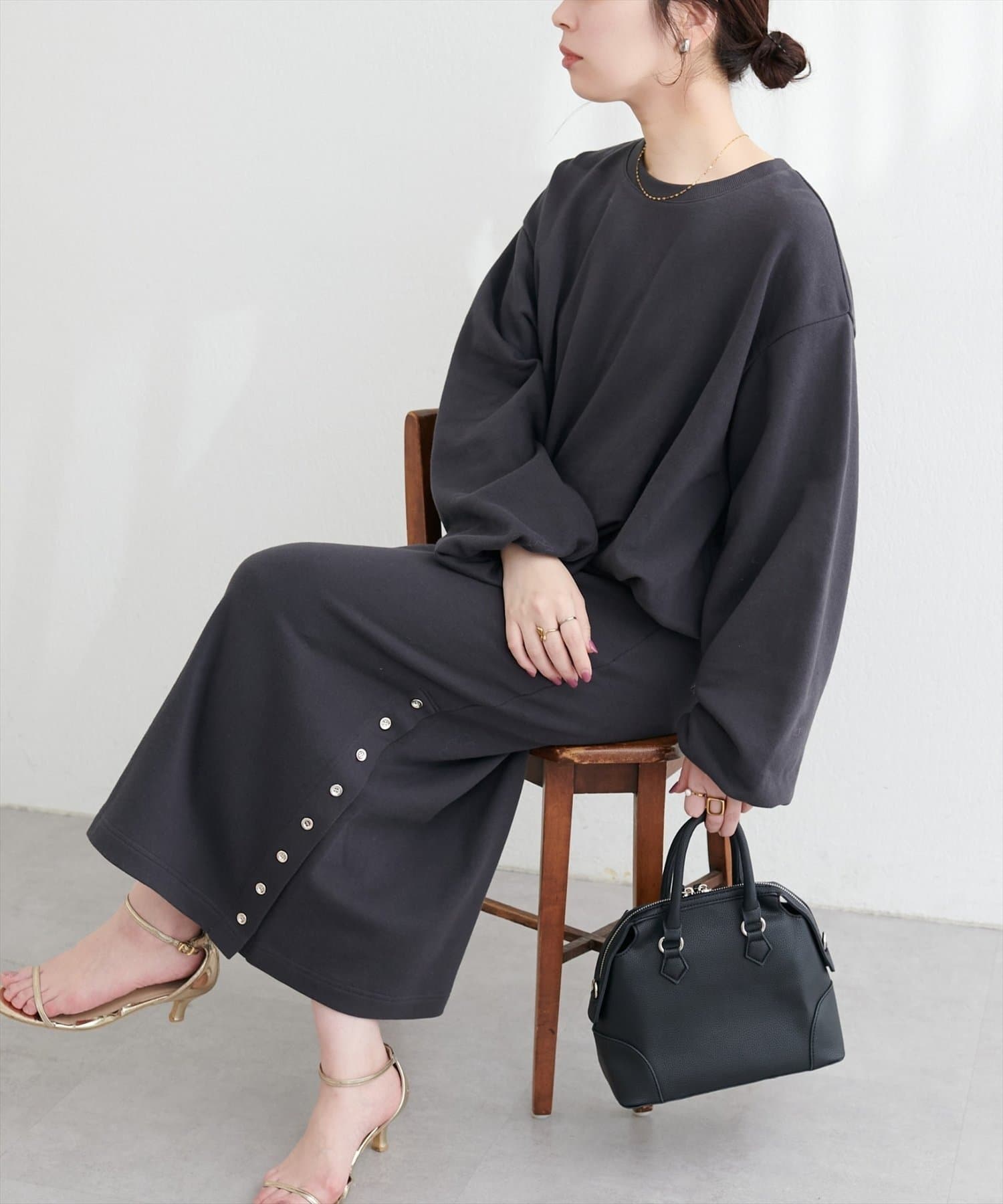 NICE CLAUP / OLIVE des OLIVE OUTLET(ナイスクラップ  / オリーブ デ オリーブ アウトレット) 【natural couture】スリット釦ナロースカート