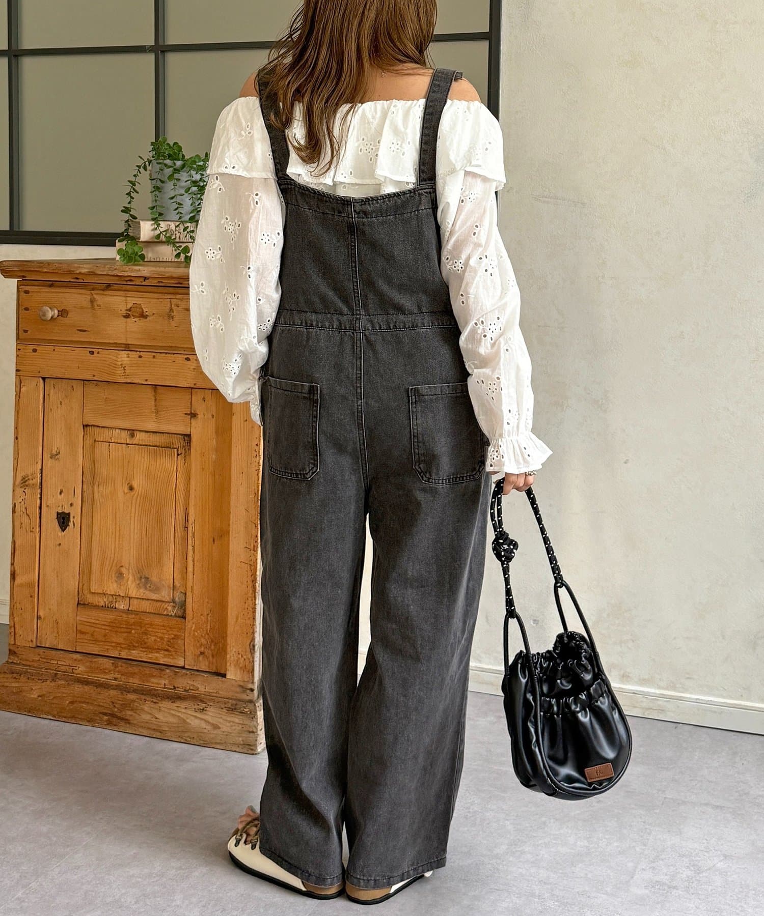 CPCM(シーピーシーエム) ウエストリボンデニムサロペット