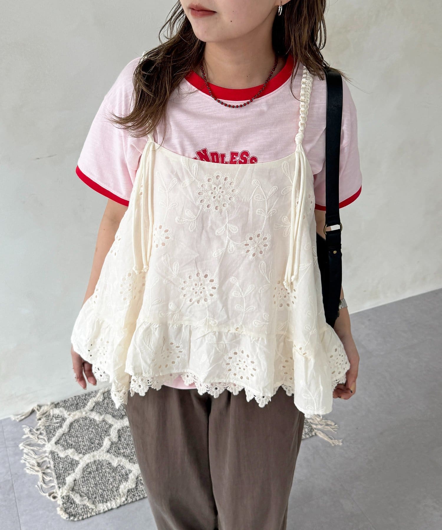 CPCM(シーピーシーエム) コード編み刺繍レースキャミ