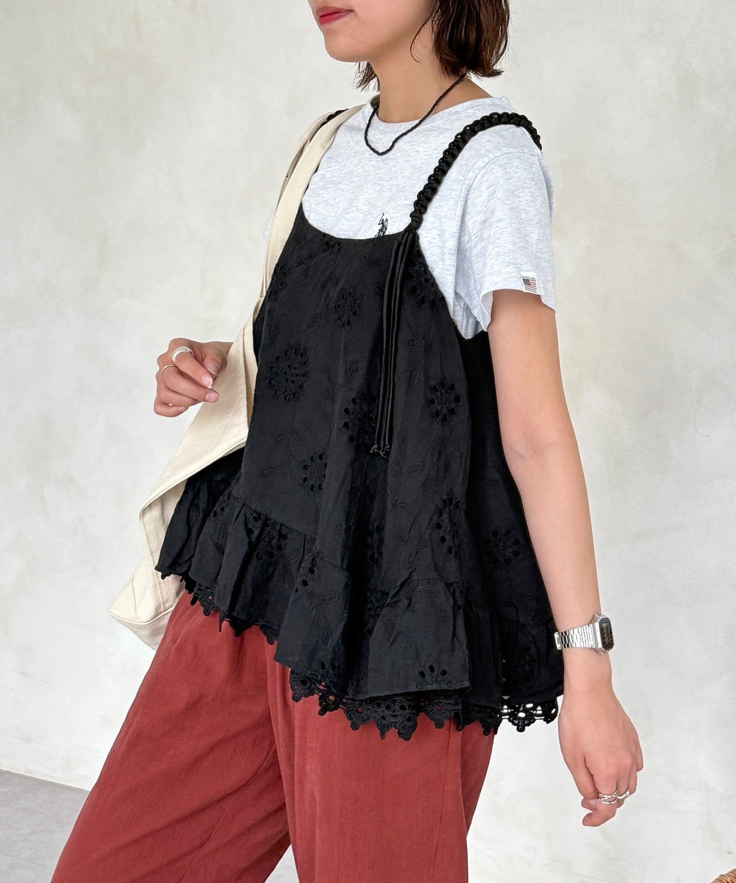 CPCM(シーピーシーエム) コード編み刺繍レースキャミ