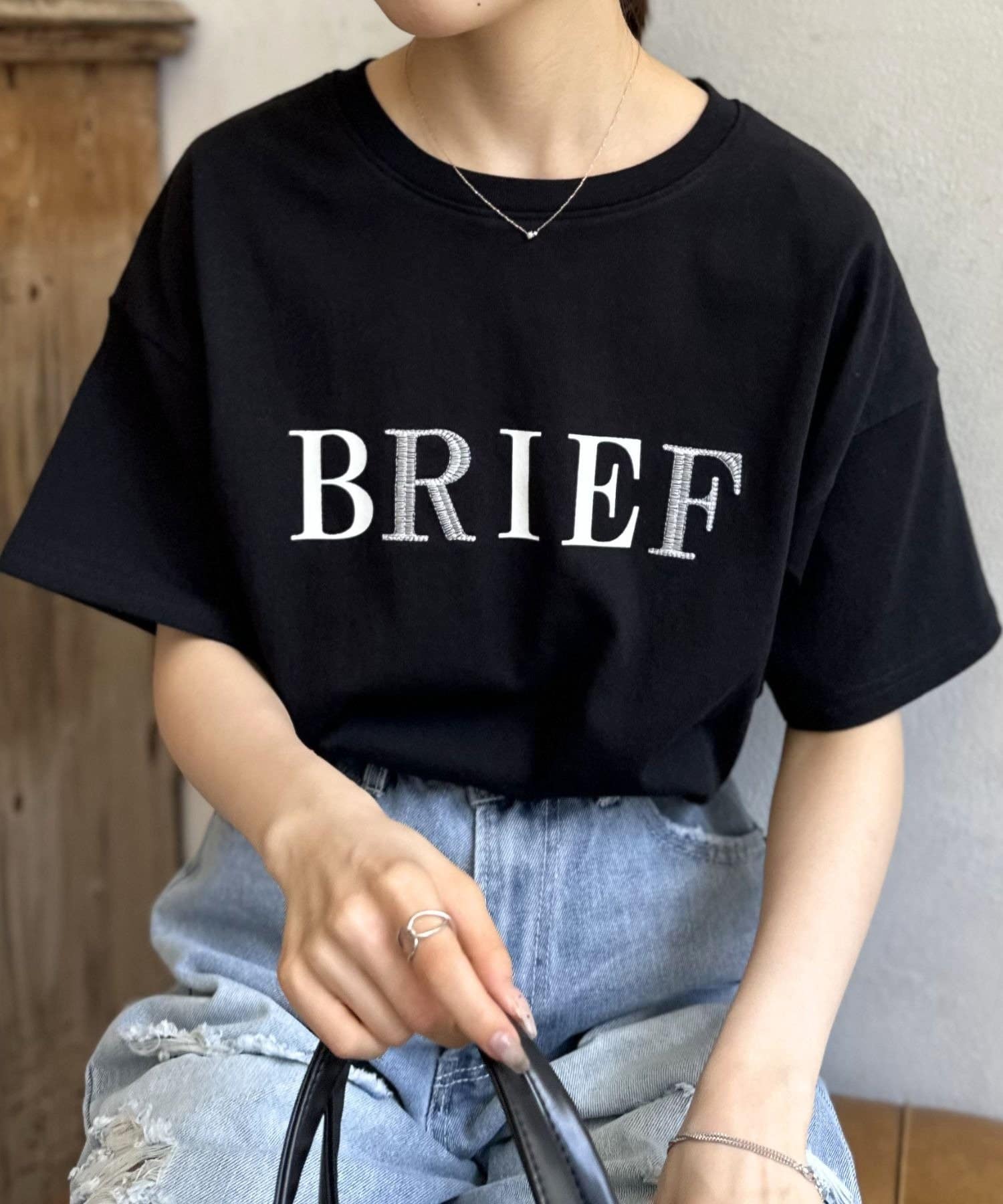 LOCUST(ローカスト) 【WEB限定】刺繍ロゴT