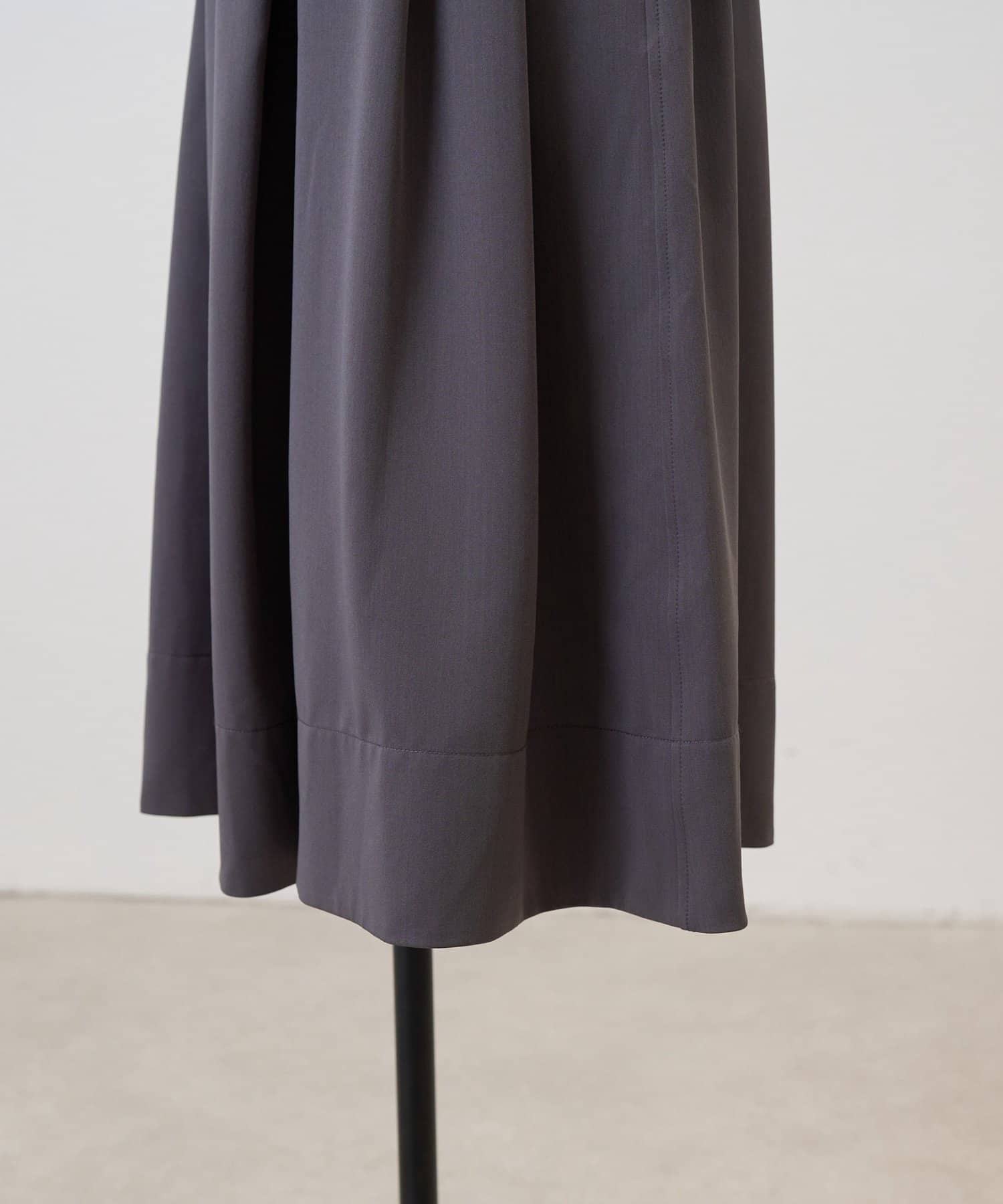 BEARDSLEY(ビアズリー) 《4/21(火)12:00予約開始》タックキュロット《FRIPIER》