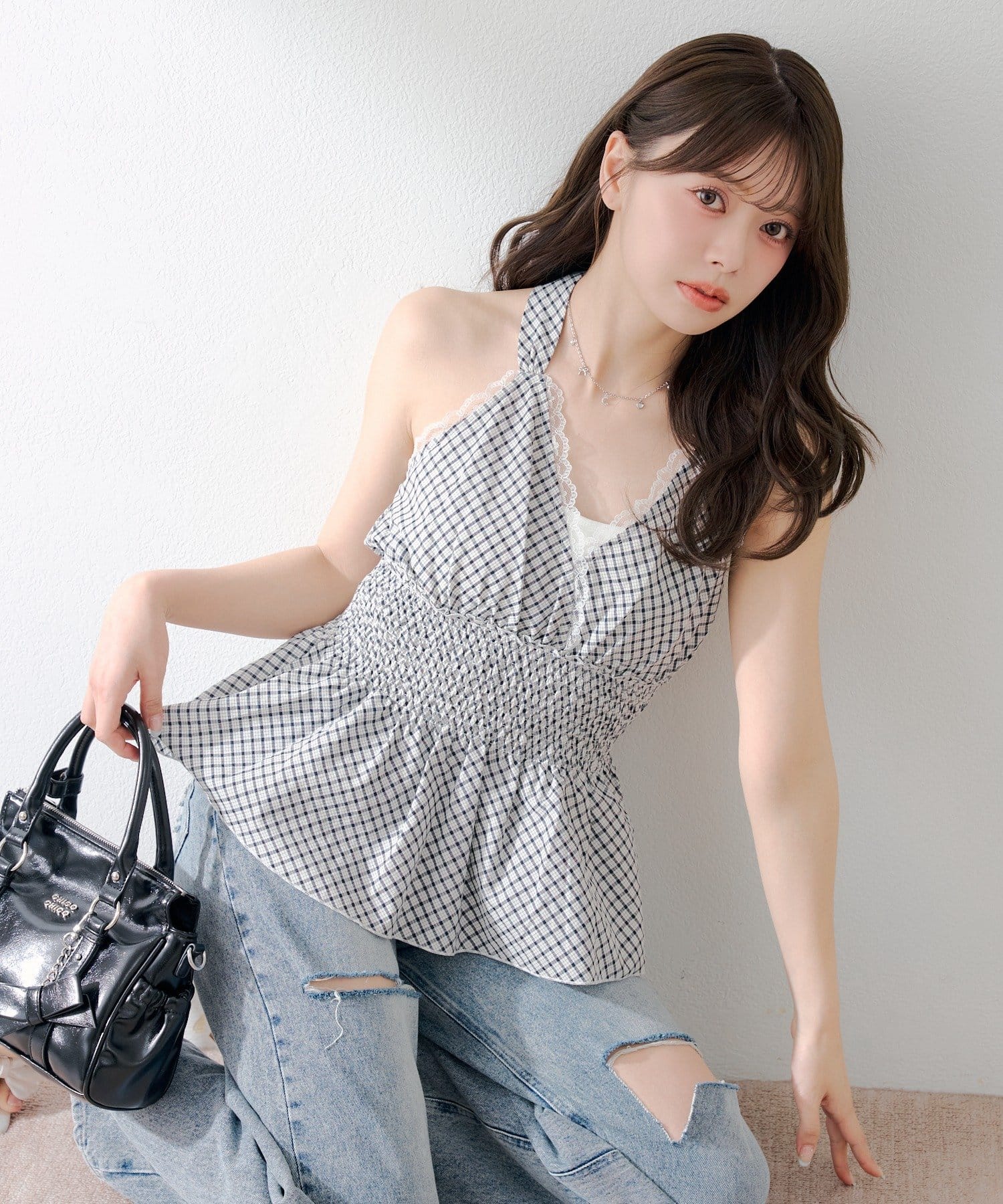 Chico(チコ) ホルターネックペプラムブラウス