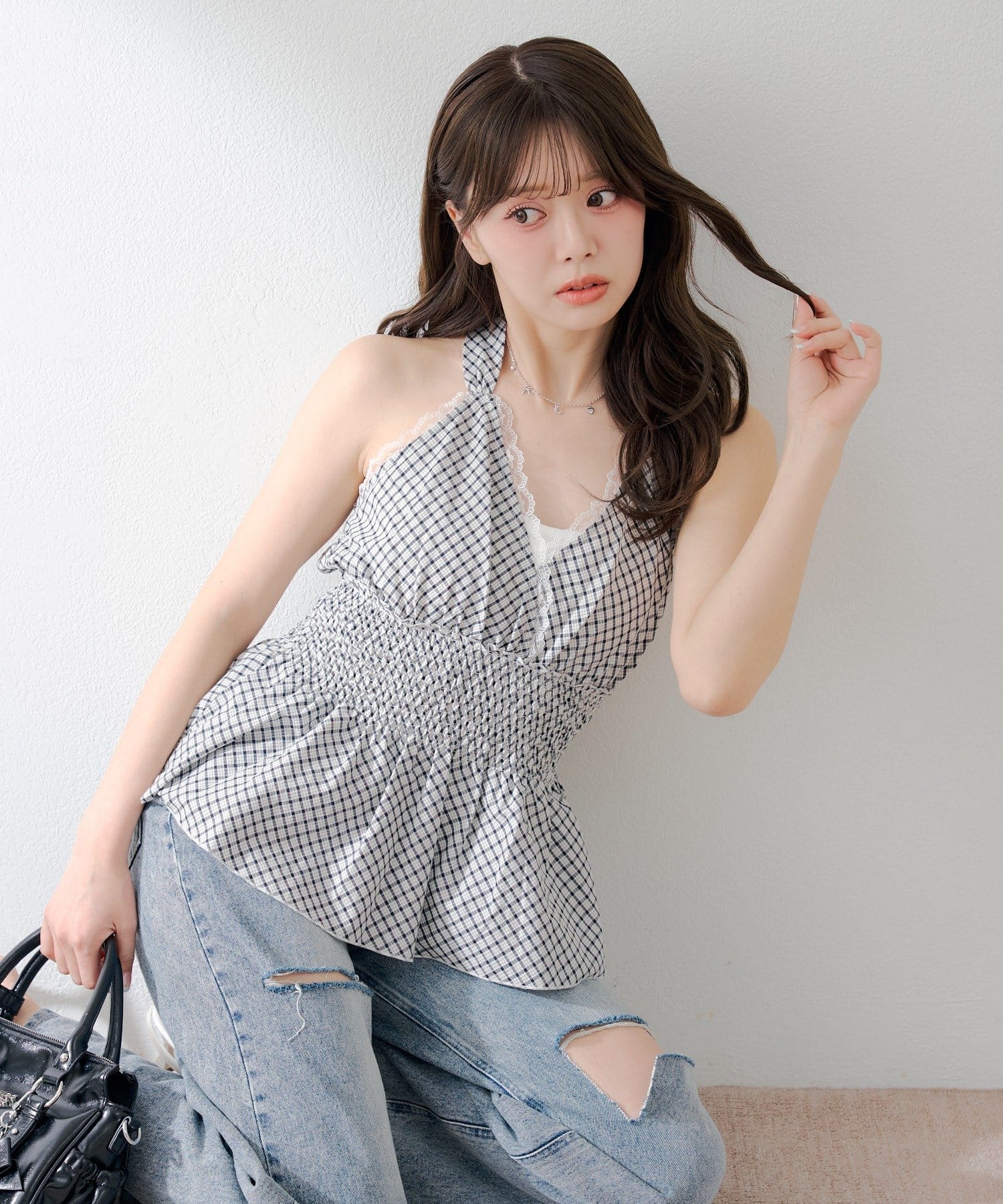 Chico(チコ) ホルターネックペプラムブラウス