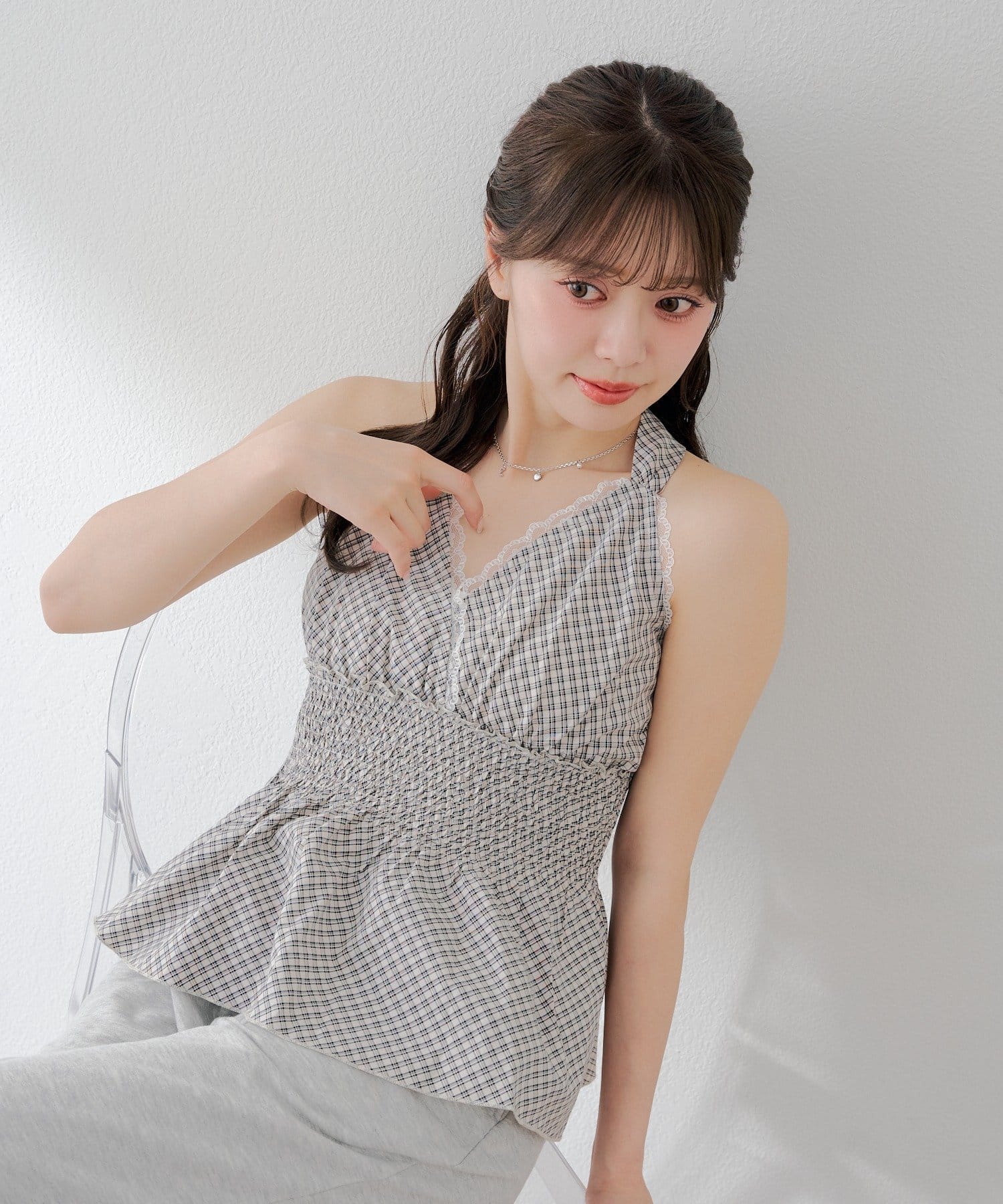 Chico(チコ) ホルターネックペプラムブラウス