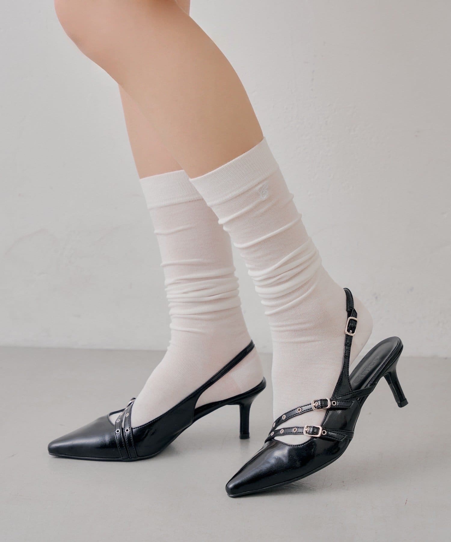 Chico(チコ) 刺繍入りシアーハイソックス