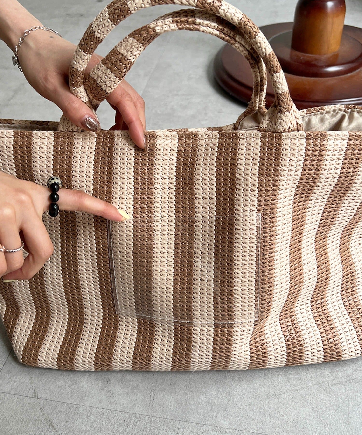 un dix cors(アンディコール) ストライプカゴトート