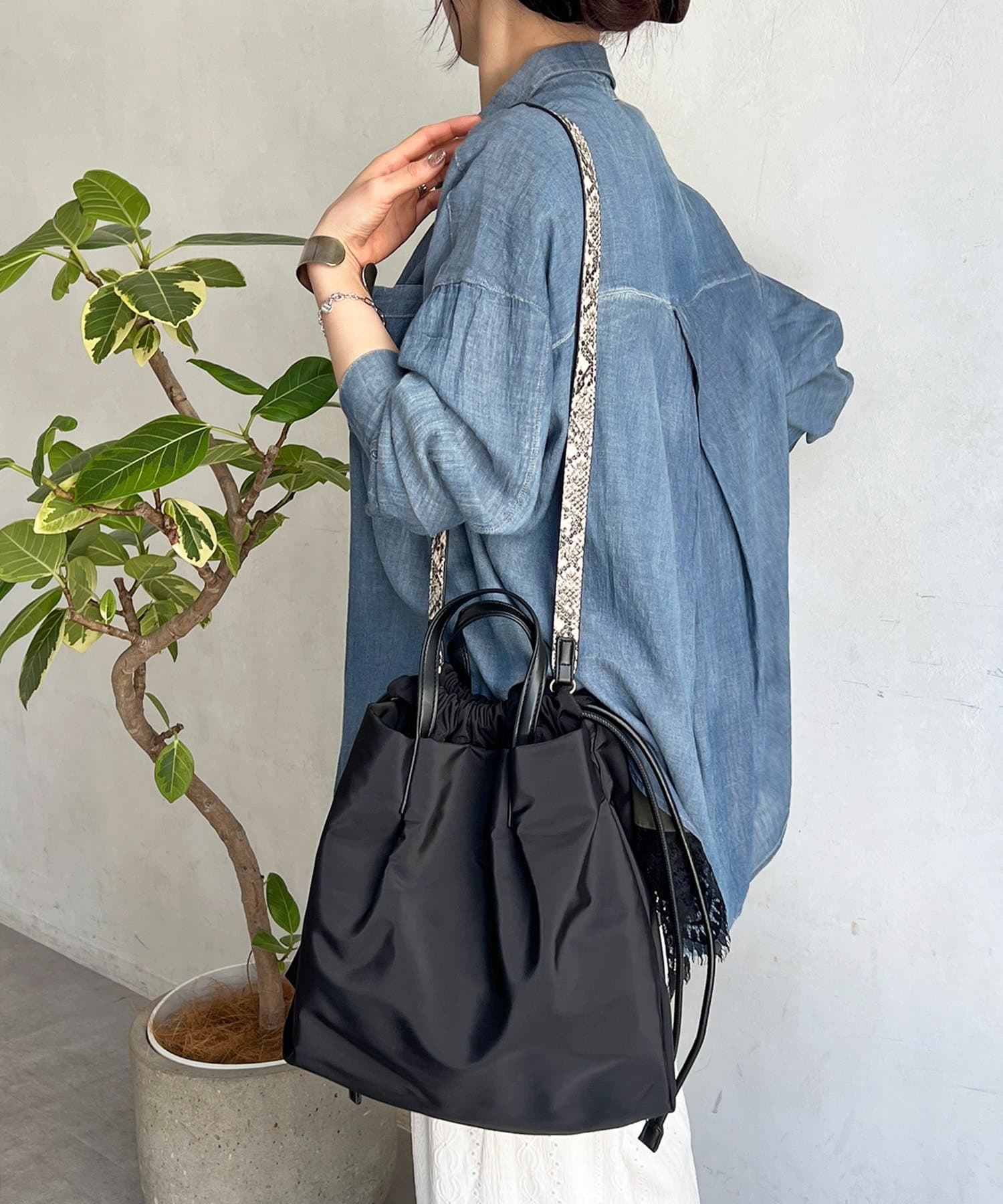 un dix cors(アンディコール) パイソンハンドルトート