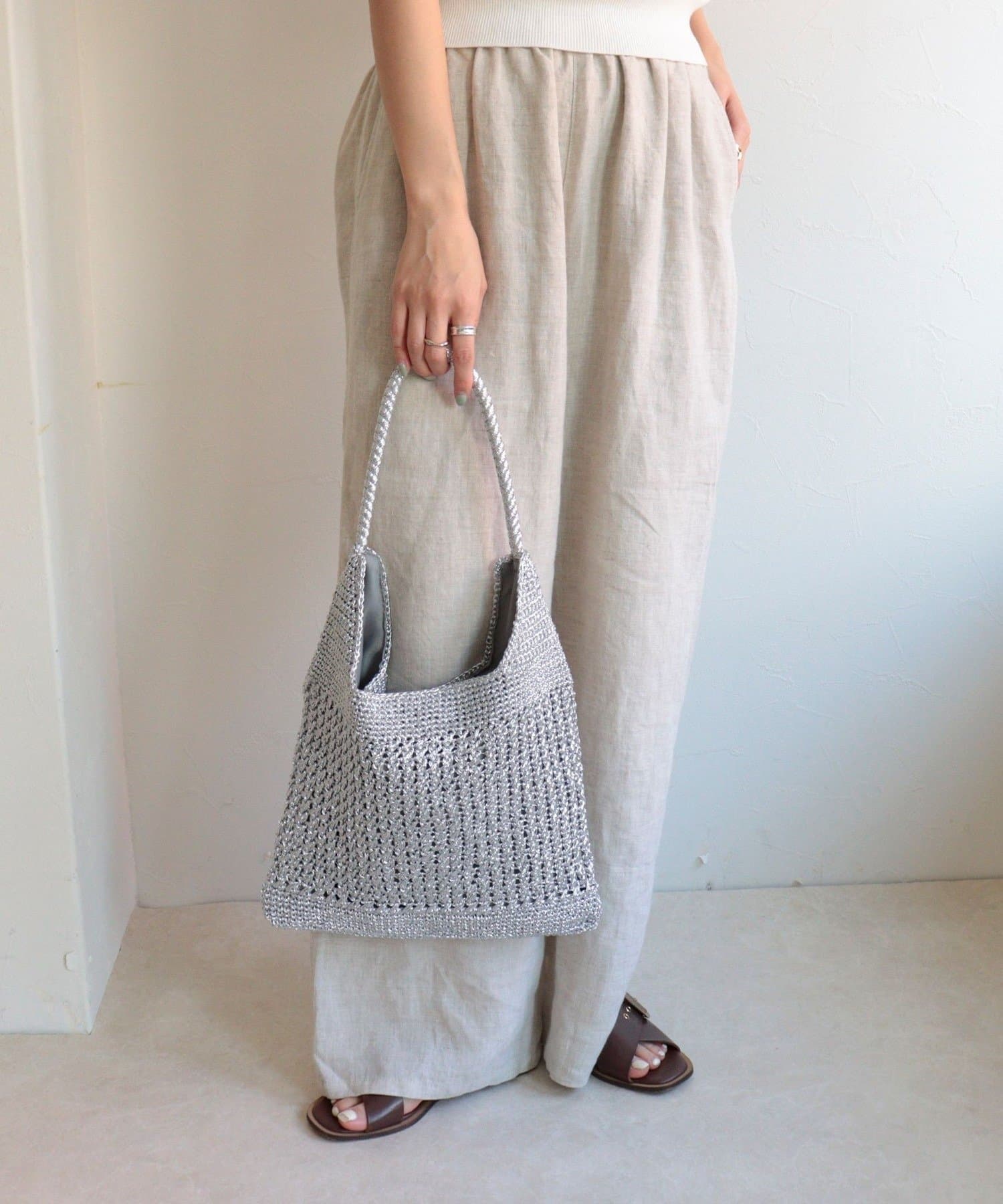 FREDY & GLOSTER(フレディ アンド グロスター) メタリックコード柄編みワンハンドルバッグ