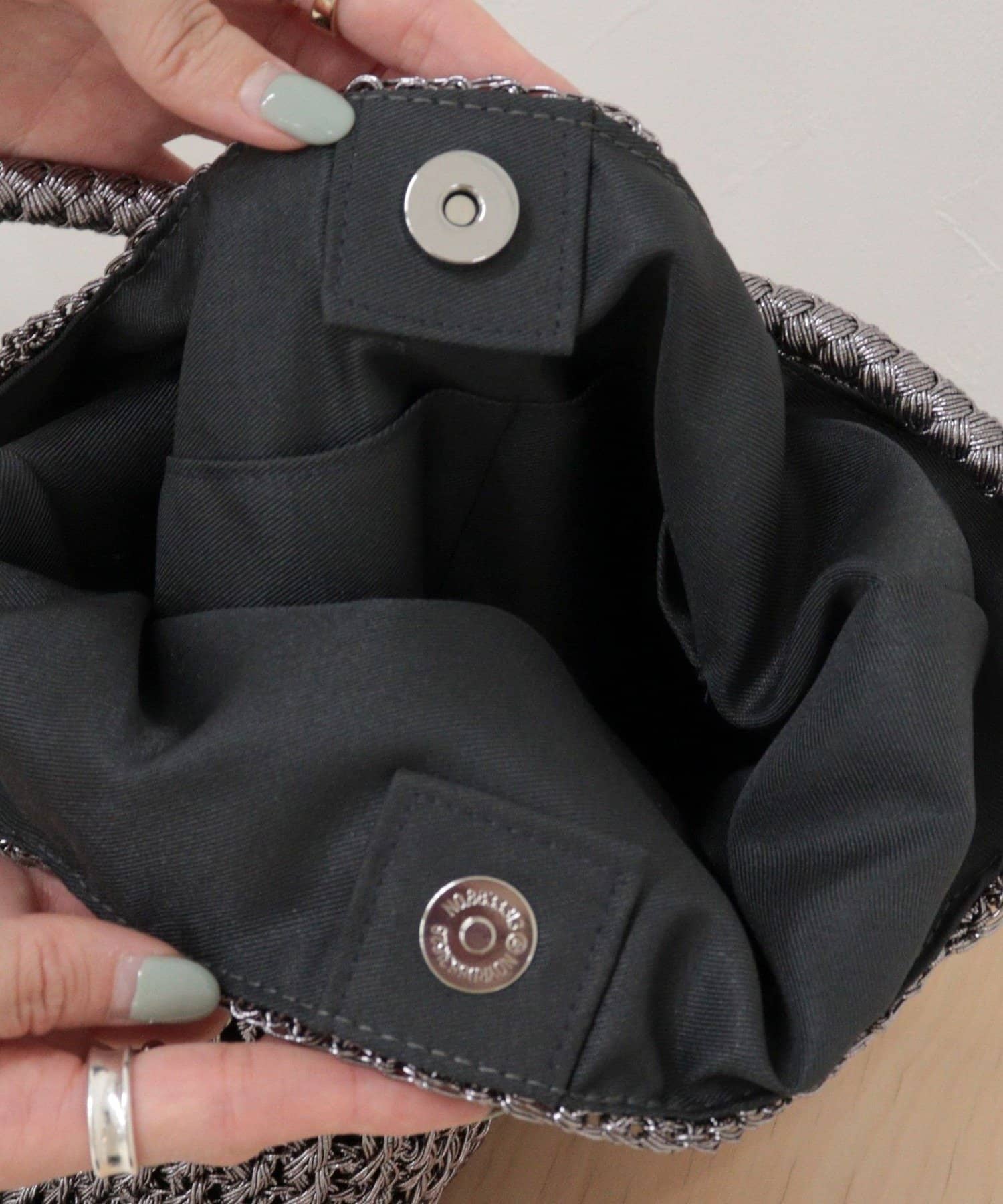 FREDY & GLOSTER(フレディ アンド グロスター) メタリックコード柄編みワンハンドルバッグ