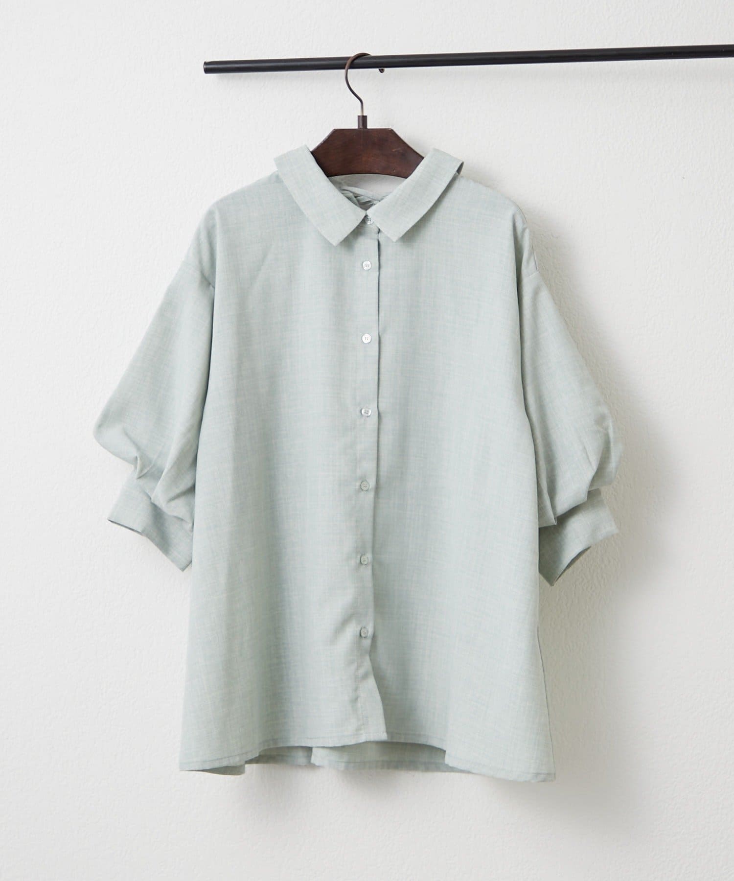 Remind me and forever(リマインドミーアンドフォーエバー) 【オフィスコーデにも】ボリューム袖ブラウス