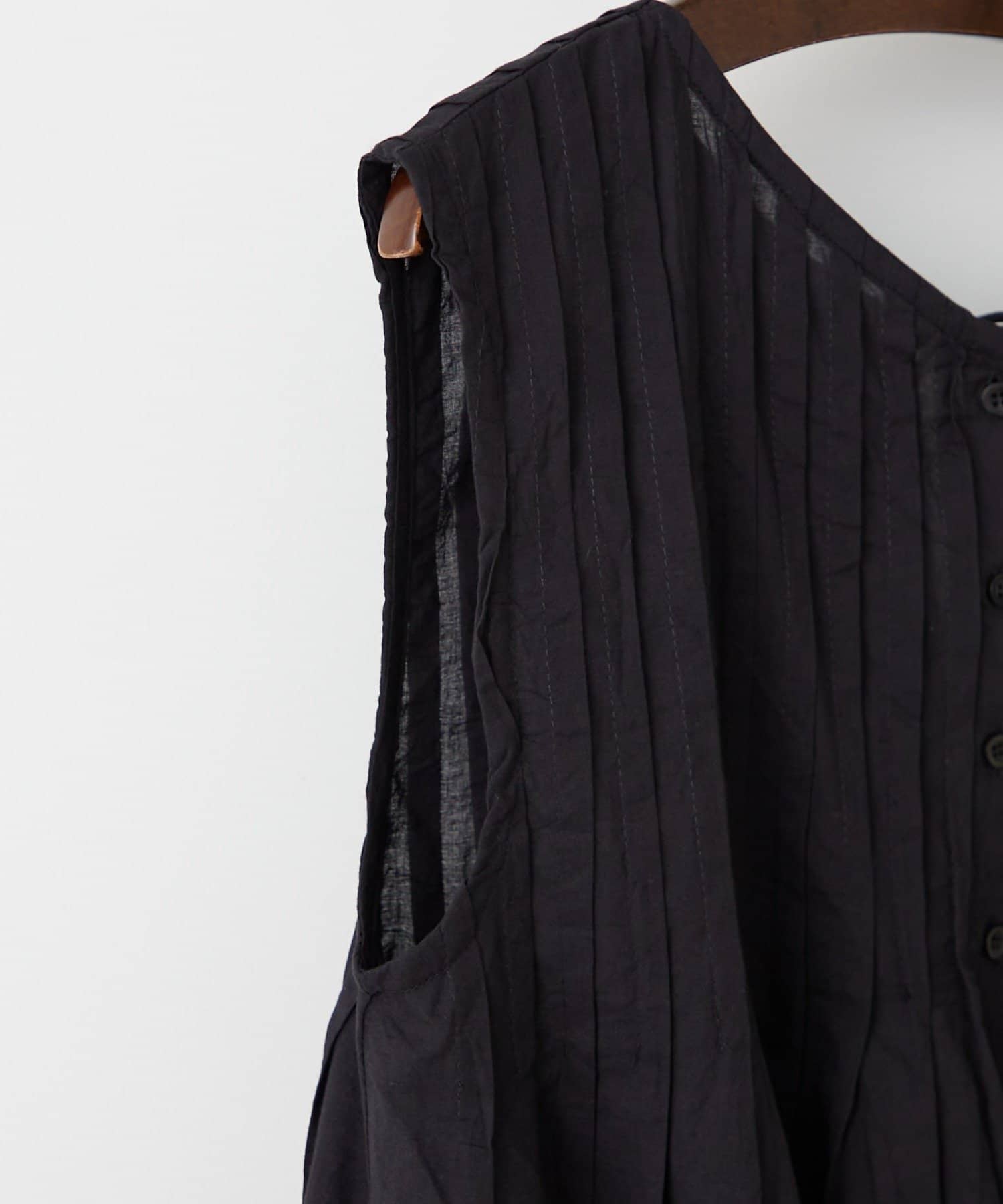 Remind me and forever(リマインドミーアンドフォーエバー) 【India series】【NAO】プリーツ2WAYブラウス