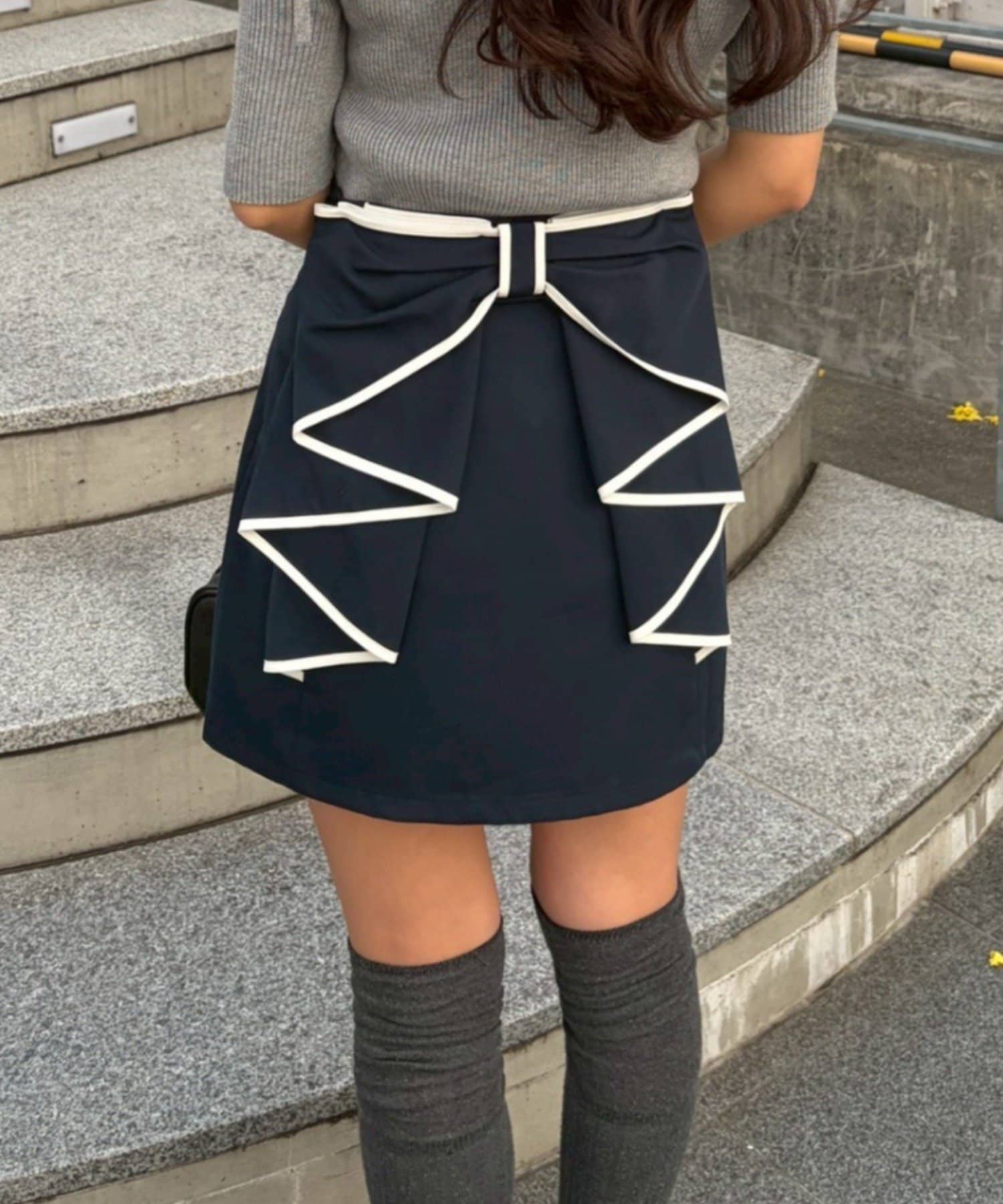 NICE CLAUP / OLIVE des OLIVE OUTLET(ナイスクラップ  / オリーブ デ オリーブ アウトレット) 【continuer】バックリボンミニスカート