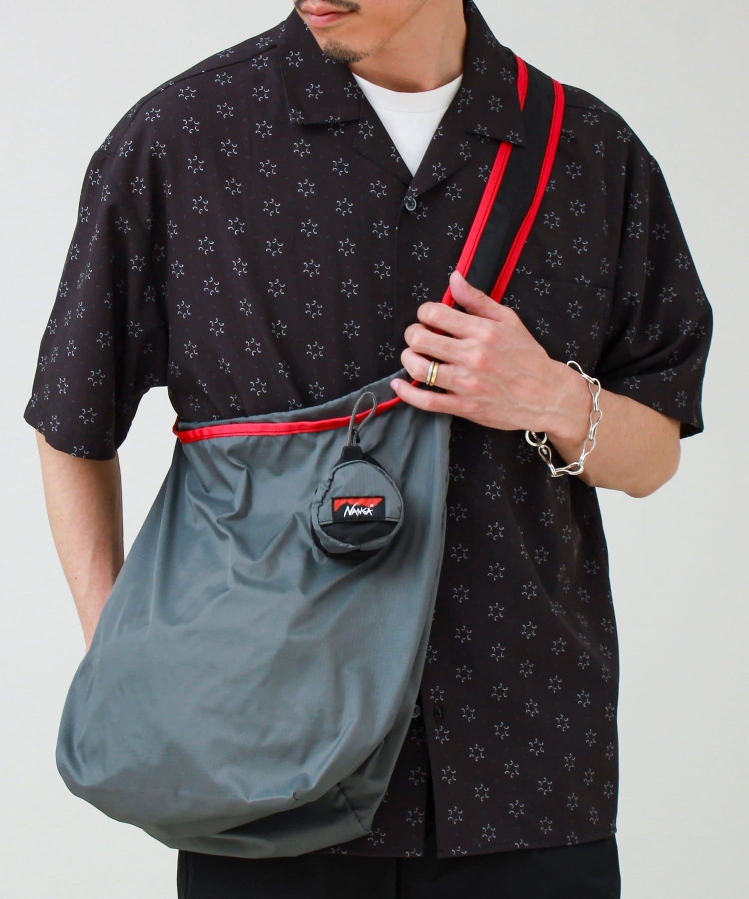 FREDY & GLOSTER(フレディ アンド グロスター) 【NANGA/ナンガ】POCKETABLE SHOULDER BAG