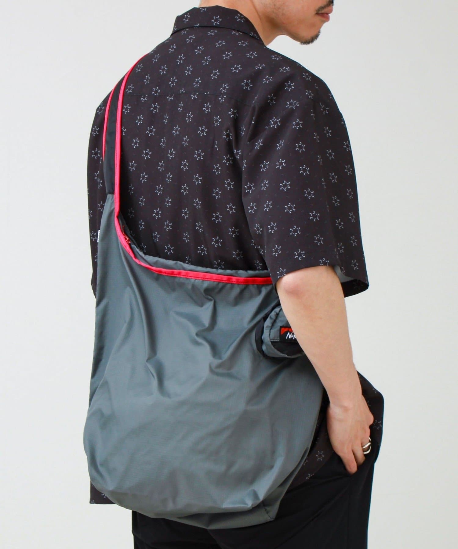 FREDY & GLOSTER(フレディ アンド グロスター) 【NANGA/ナンガ】POCKETABLE SHOULDER BAG