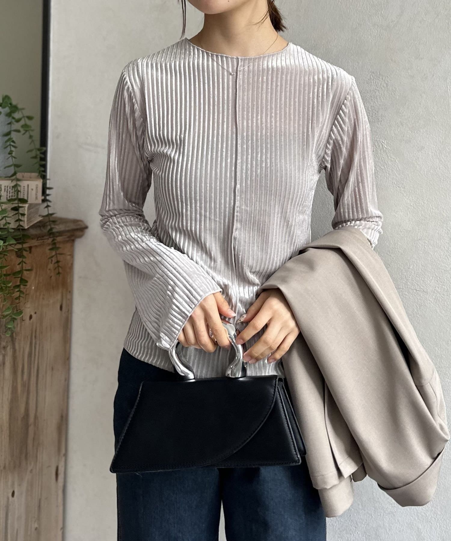 LOCUST(ローカスト) 【前後2way】クルーネックメロウトップス