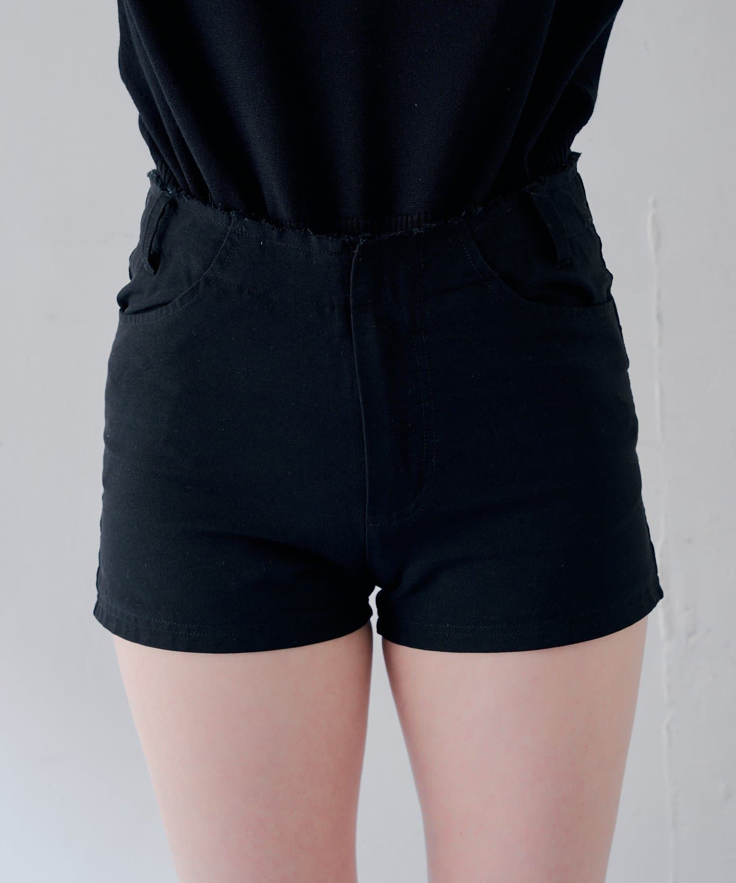 Chico(チコ) ベルト付きコンパクトショートパンツ