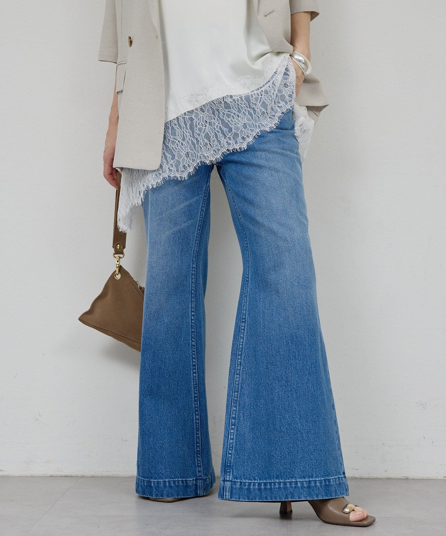 GALLARDAGALANTE(ガリャルダガランテ) 【4/10(金)12:00予約開始】【お洒落×美脚見え】フレアデニム