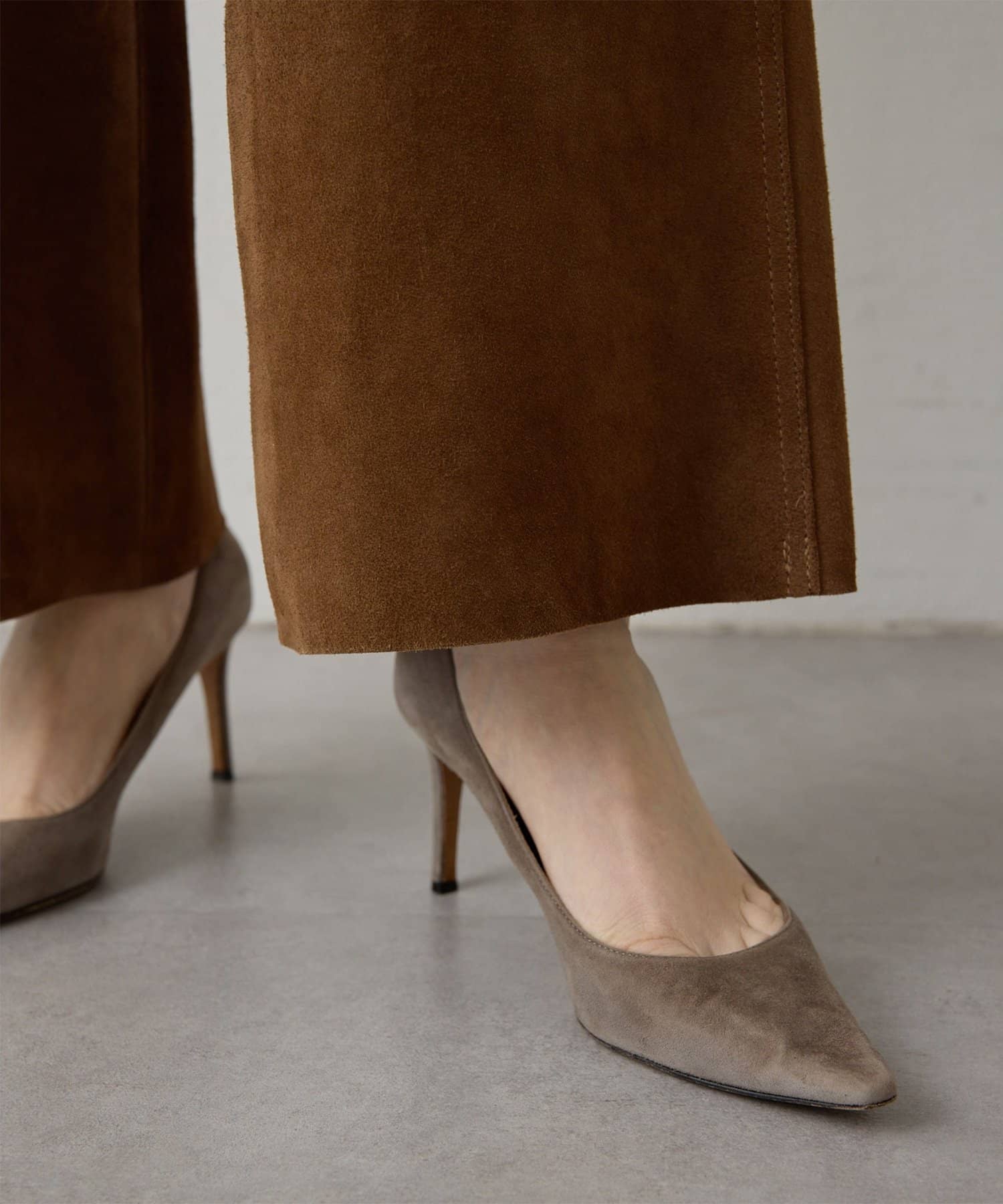 Whim Gazette(ウィム ガゼット) ゴートスエードパンツ