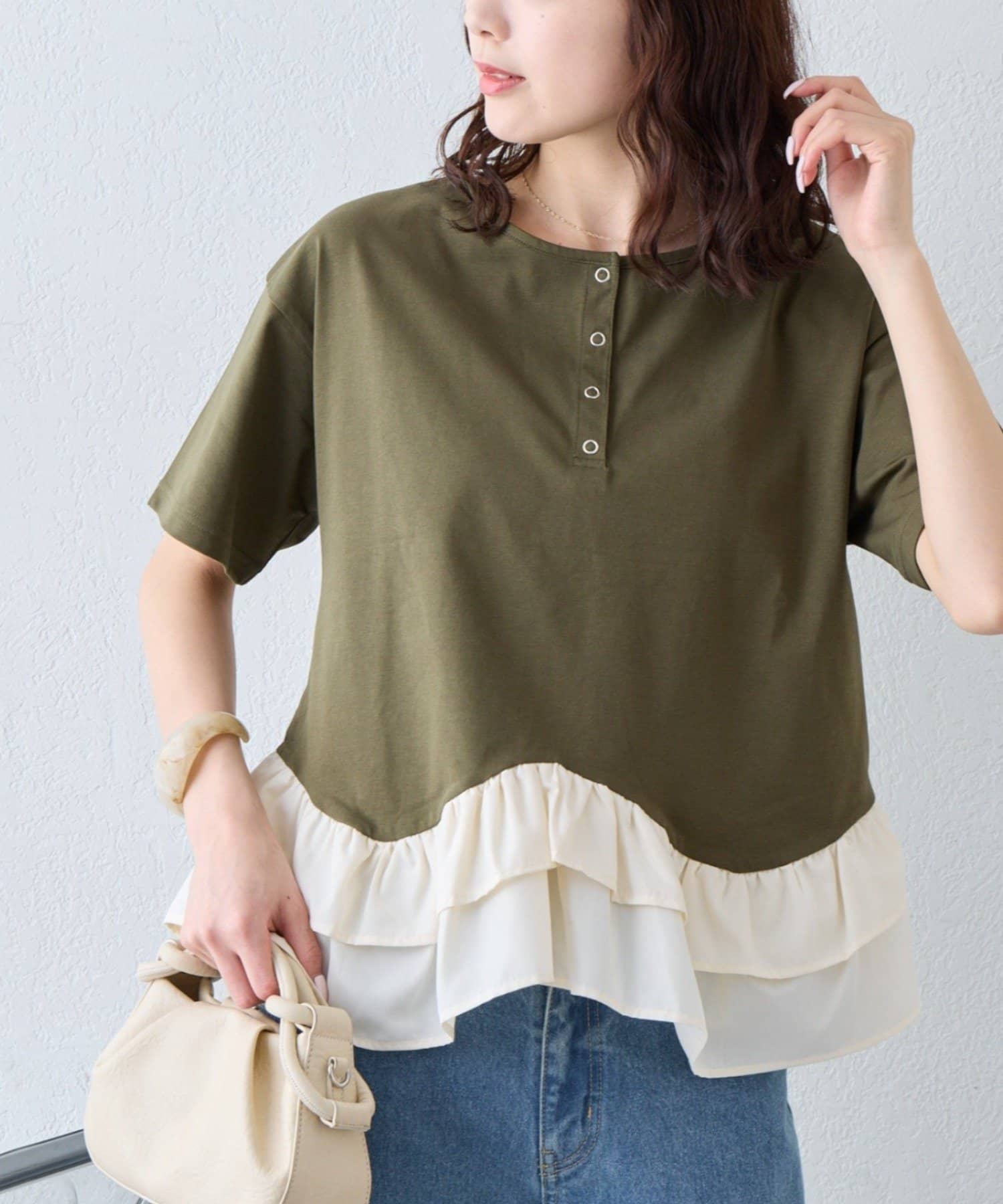 CIAOPANIC TYPY(チャオパニックティピー) 【多機能素材/前後2WAY】裾フリルヘンリーネックデザインTee