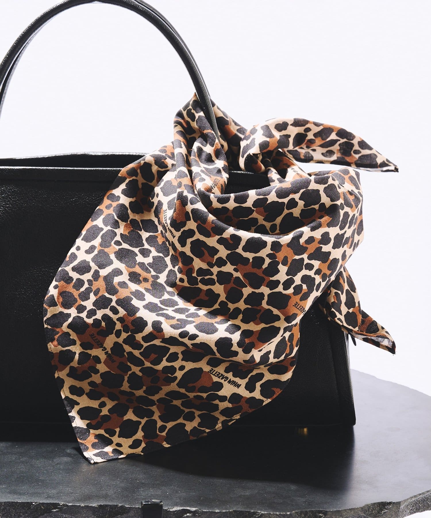 Whim Gazette(ウィム ガゼット) プリントバンダナ