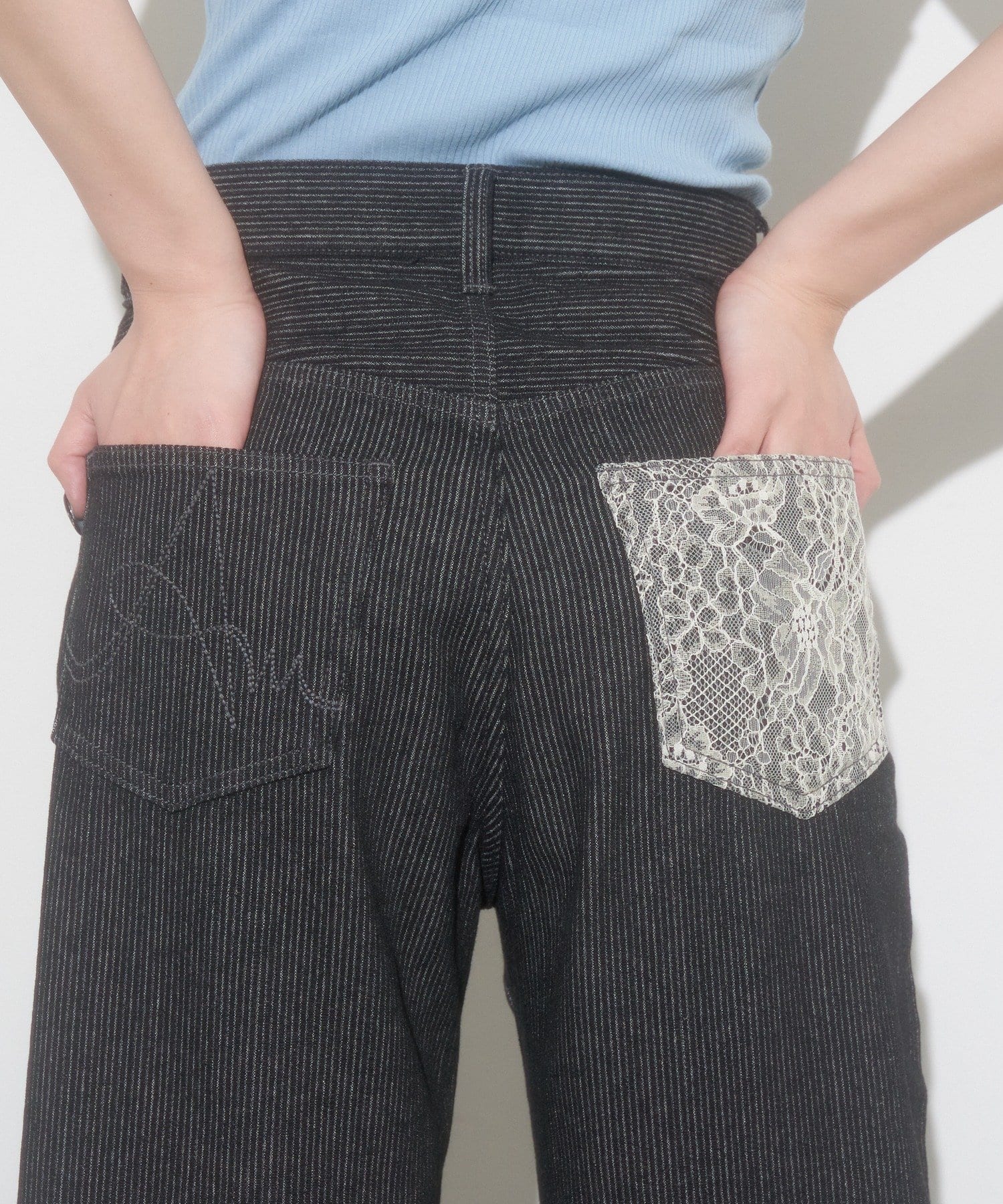 CIAOPANIC(チャオパニック) 【あみ(＠a.m.6.43)企画】ラインストーンストライプワイドデニム