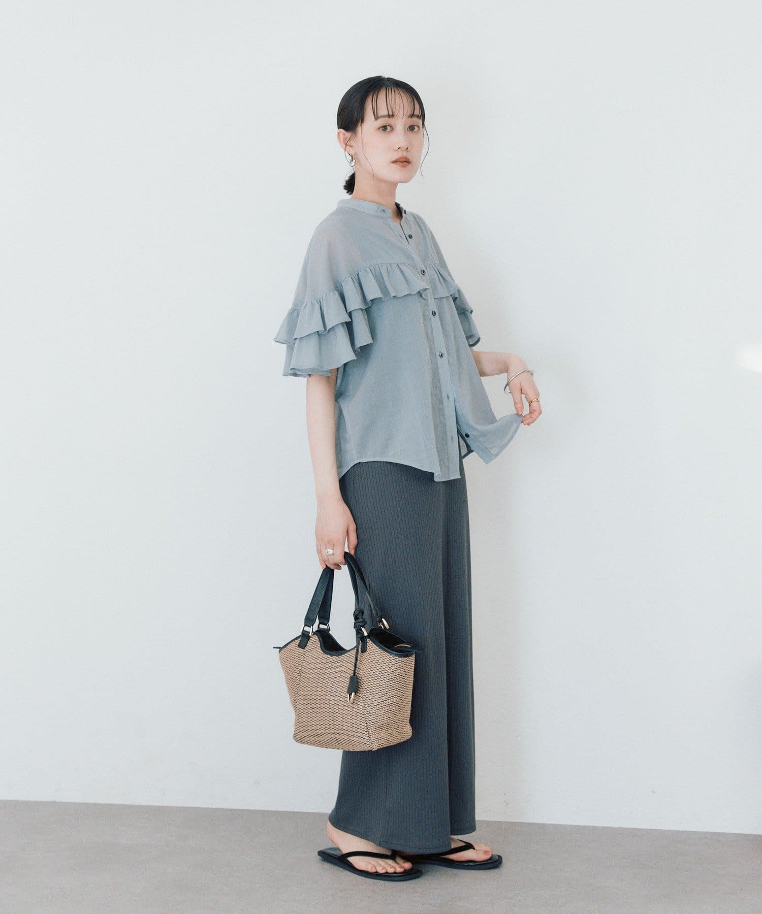 RIVE DROITE(リヴドロワ) 予約【モードな印象に】スクエアトングコンビサンダル