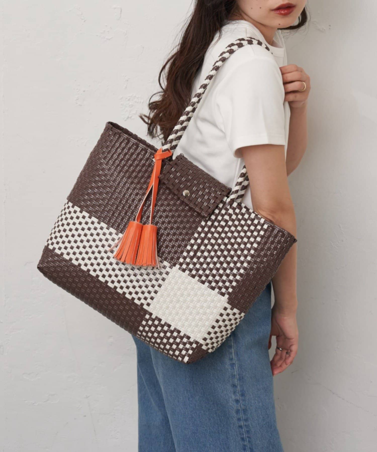 CIAOPANIC TYPY(チャオパニックティピー) :【大容量／軽量】フラップ付き柔らかメルカドバッグ