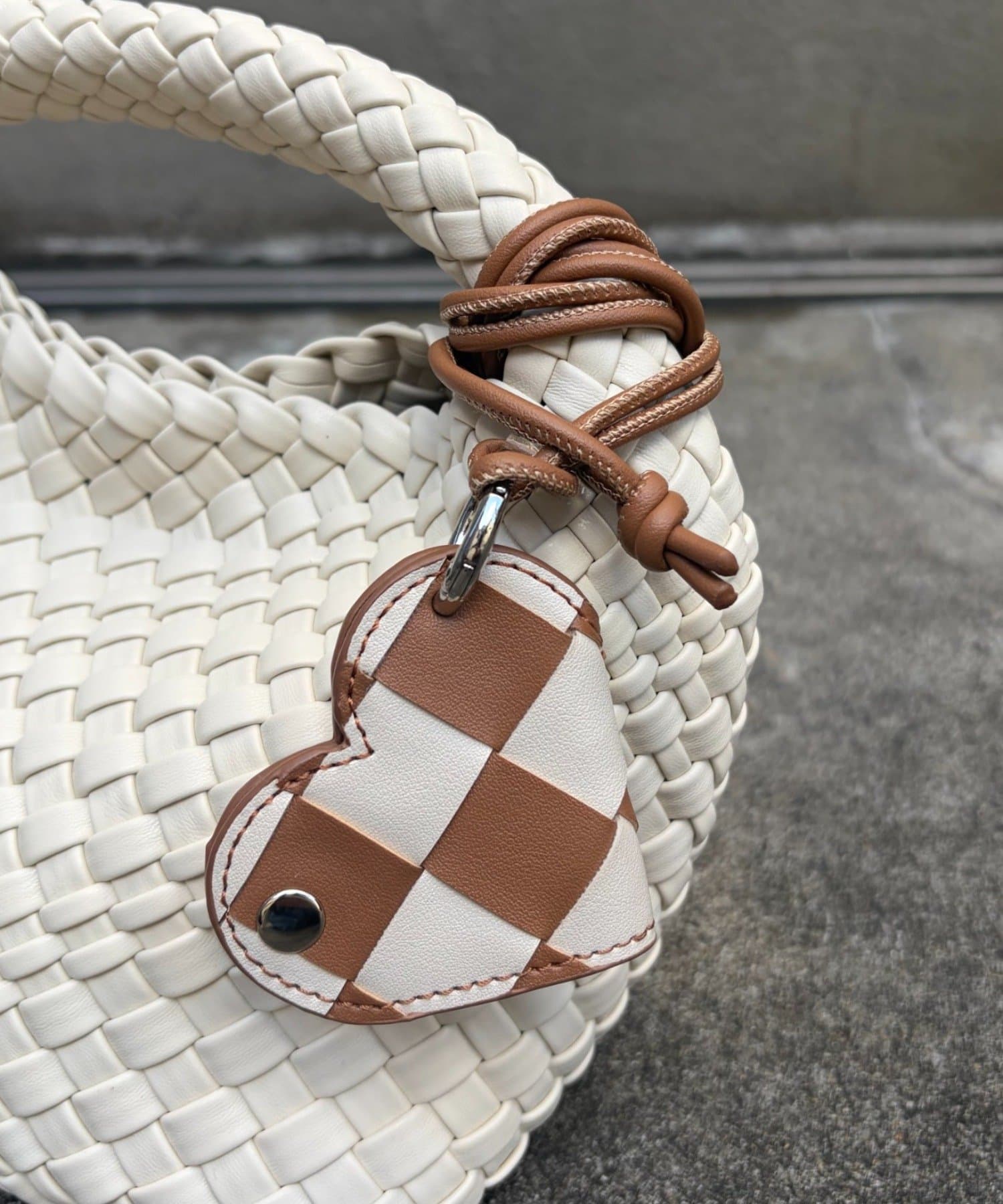 CIAOPANIC TYPY(チャオパニックティピー) :キーホルダー付き2WAYレザーメッシュバッグ