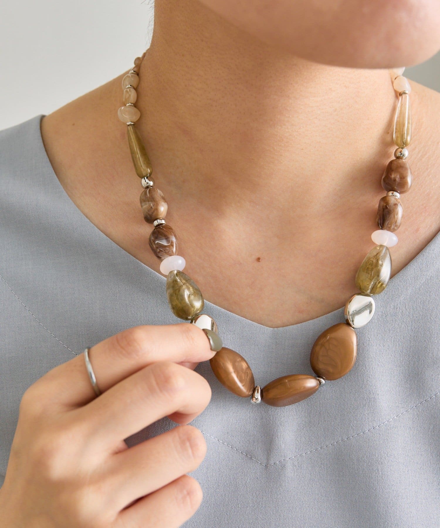 OUTLET(アウトレット) 【ear PAPILLONNER】ミックスマーブル樹脂ネックレス