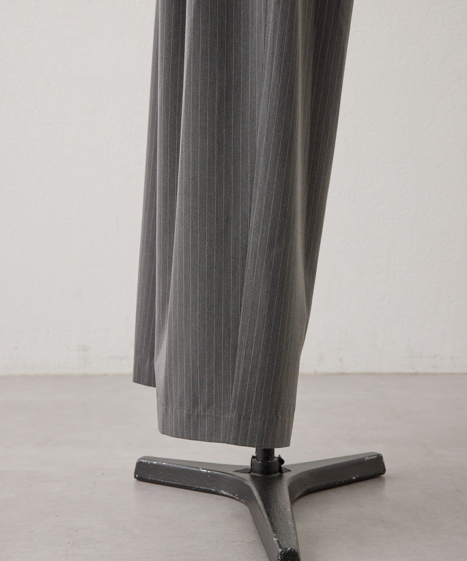 OUTLET(アウトレット) 【ear PAPILLONNER】ピンストライプツータックワイドパンツ