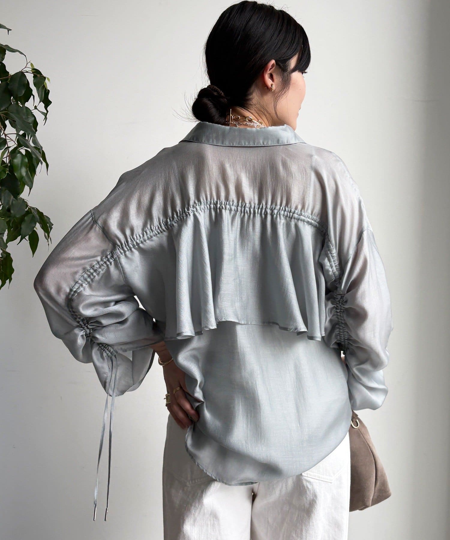 OUTLET(アウトレット) 【DouDou】シアーバックフリルブラウス