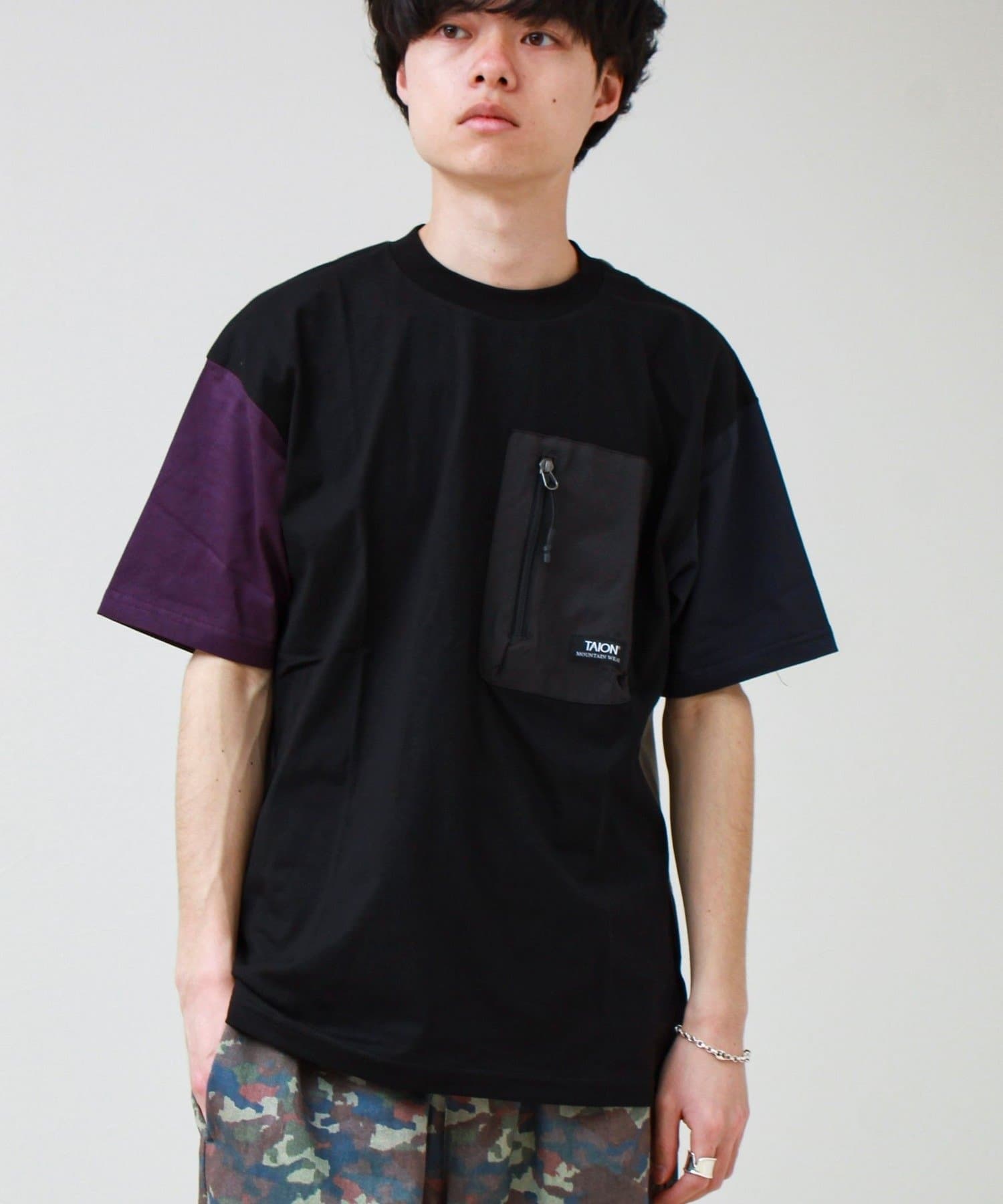 FREDY & GLOSTER(フレディ アンド グロスター) 【TAION / タイオン】MOUNTAION POCKET T-SH