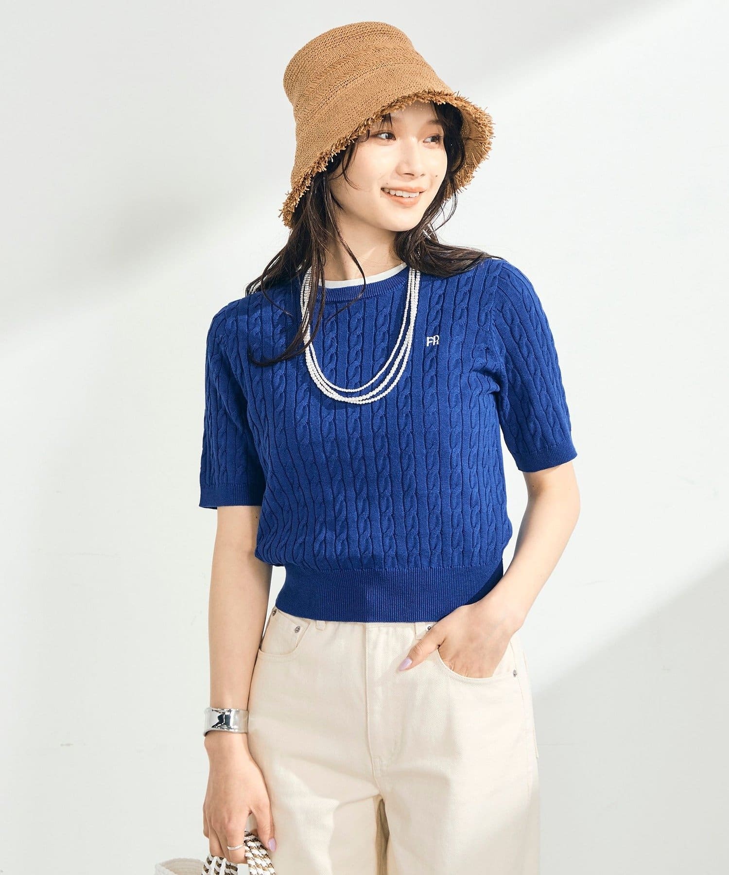 FREDY & GLOSTER(フレディ アンド グロスター) 【WEB限定/大人気シリーズ】FR刺しゅうケーブル柄半袖プルオーバーニット