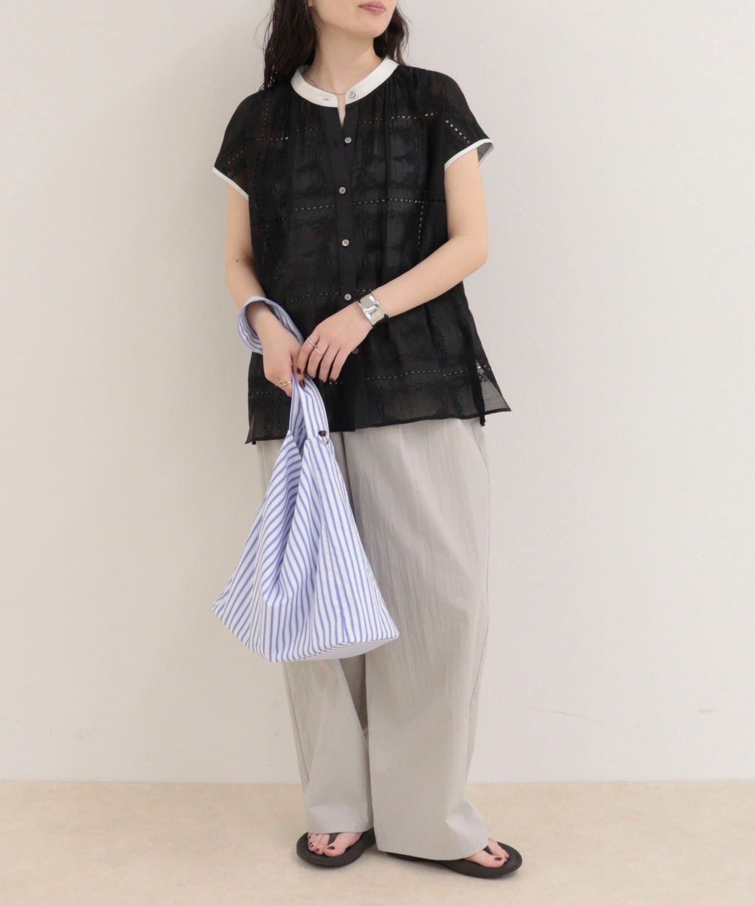 FREDY & GLOSTER(フレディ アンド グロスター) 刺しゅうレースフレンチスリーブブラウス