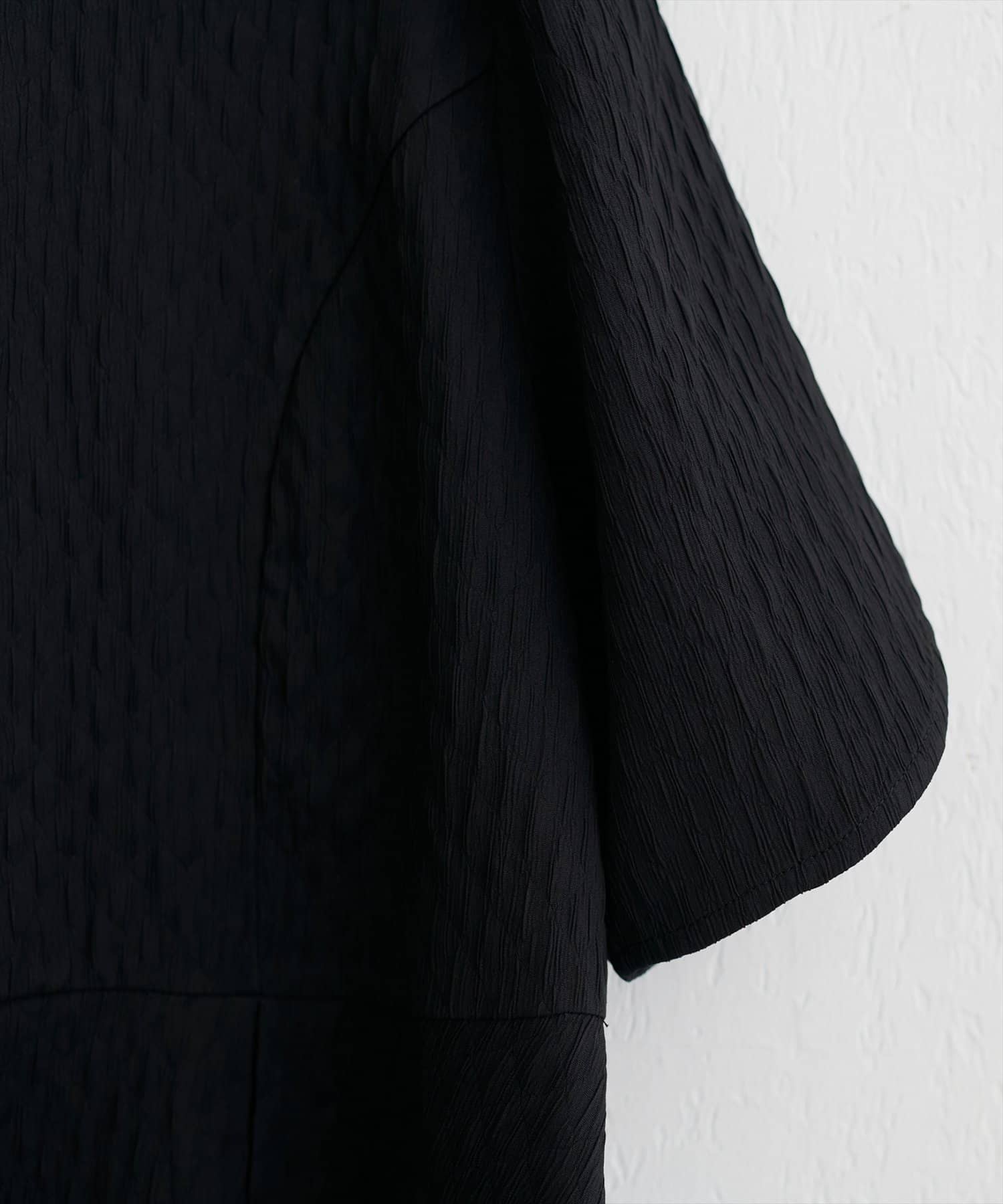 natural couture(ナチュラルクチュール) チューリップスリーブペプラムプルオーバー