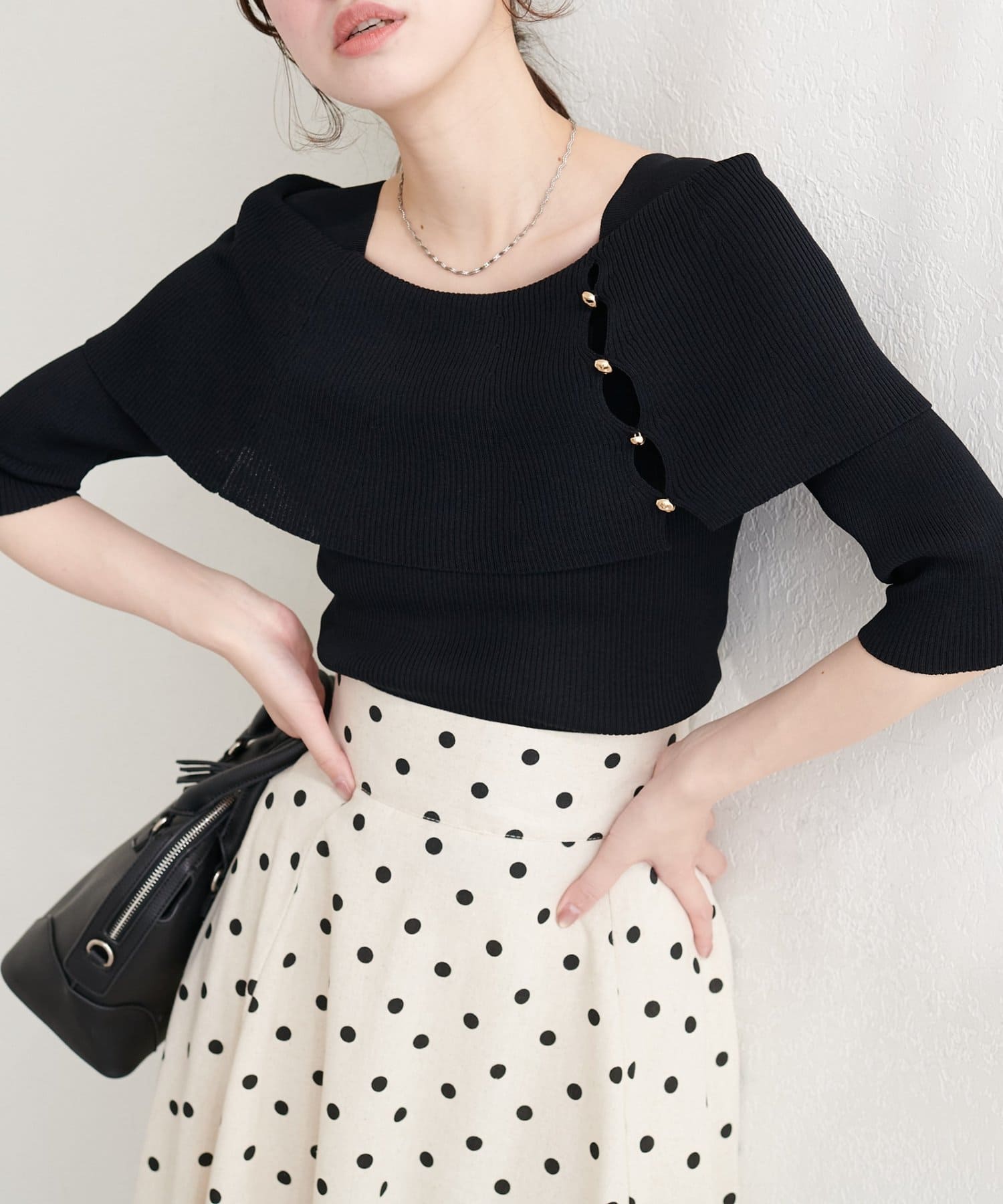 natural couture(ナチュラルクチュール) オフショルデザイン半袖ニット