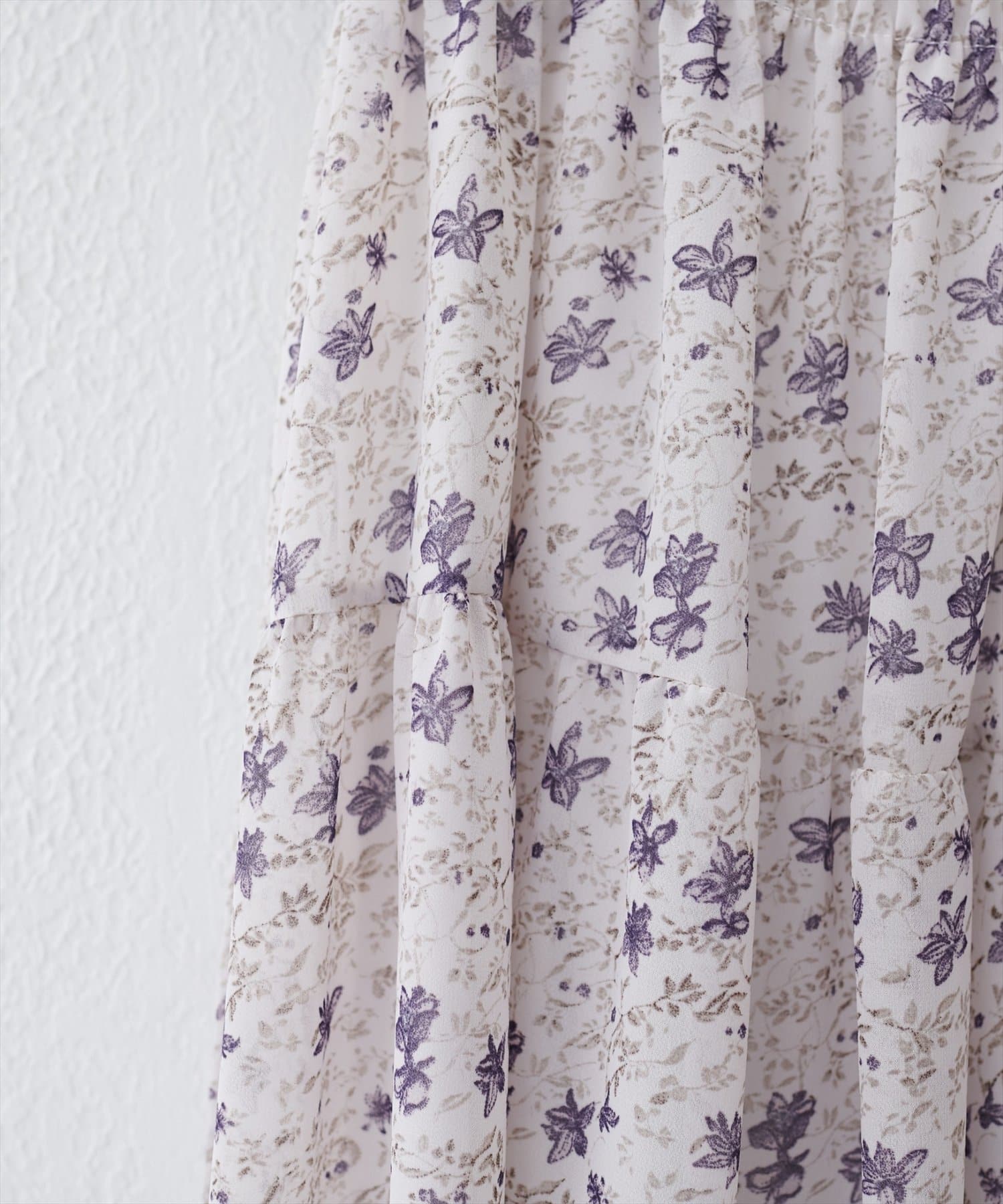 natural couture(ナチュラルクチュール) 変形シャーリングフレンチスリーブワンピース