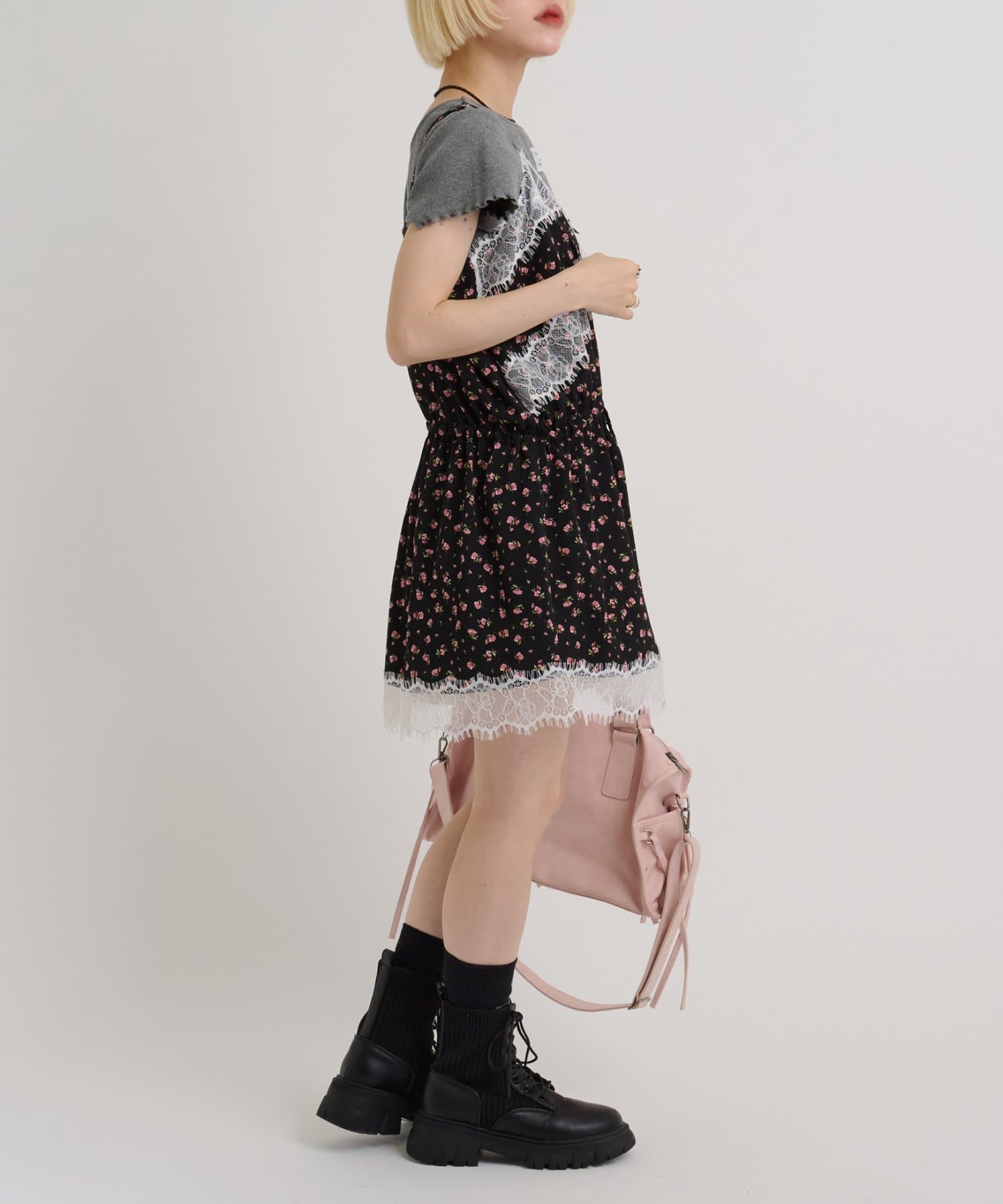 w closet(ダブルクローゼット) 【3色展開】Vレースキャミワンピース