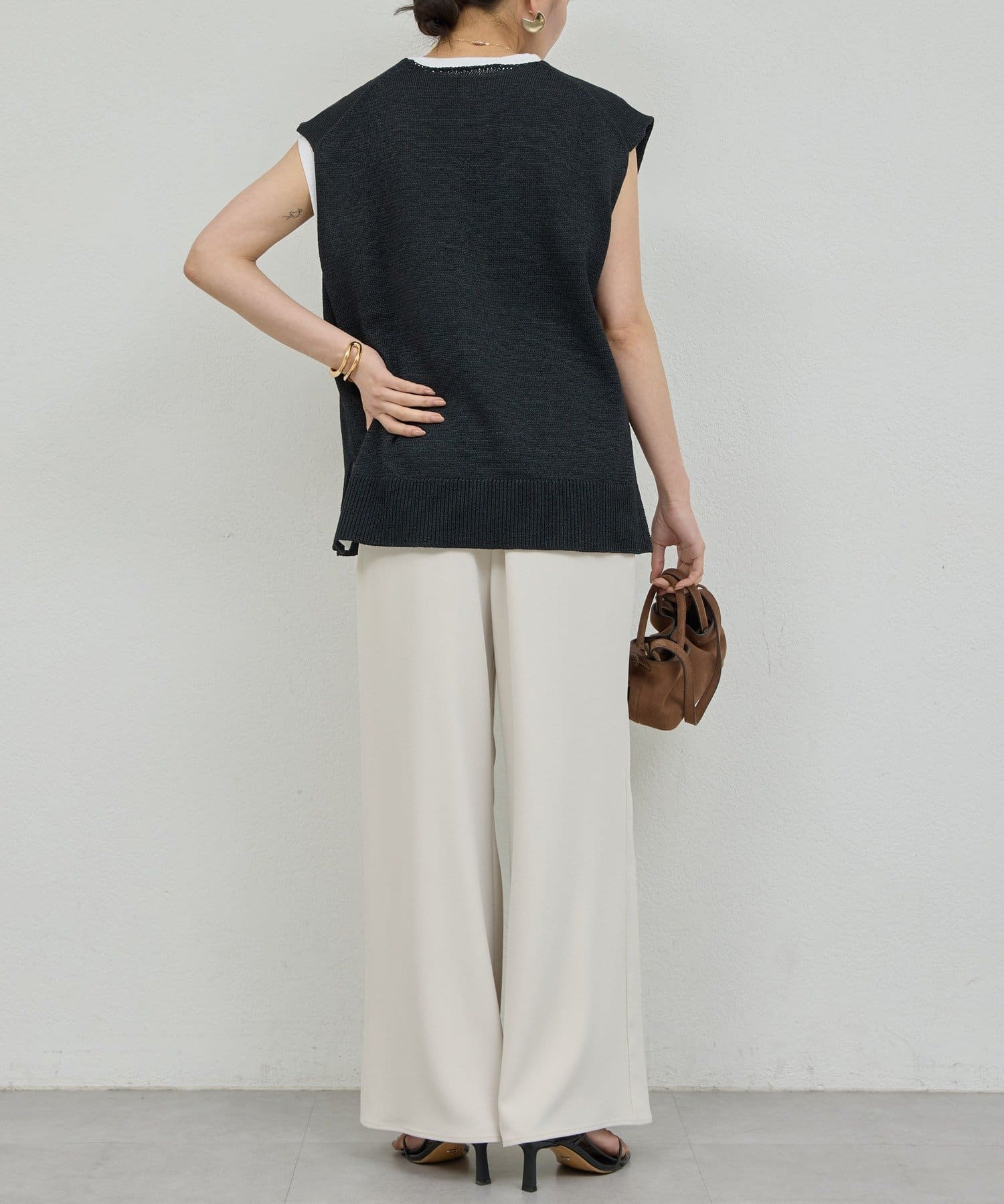 GALLARDAGALANTE(ガリャルダガランテ) 【4/10(金)12:00予約開始】【ナチュラル素材が魅力】サイドスリットニット