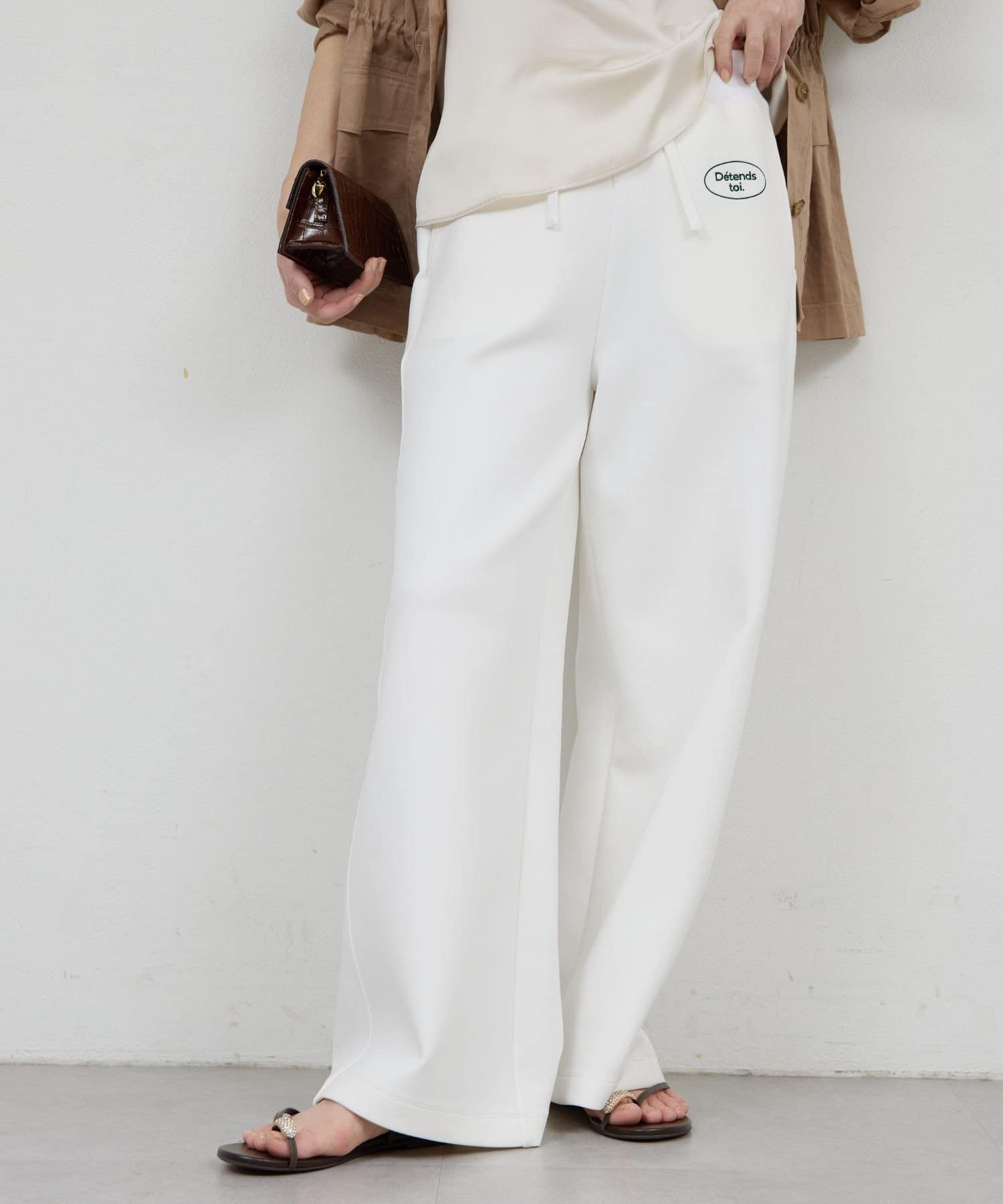 GALLARDAGALANTE(ガリャルダガランテ) 刺繍ロゴスウェットパンツ