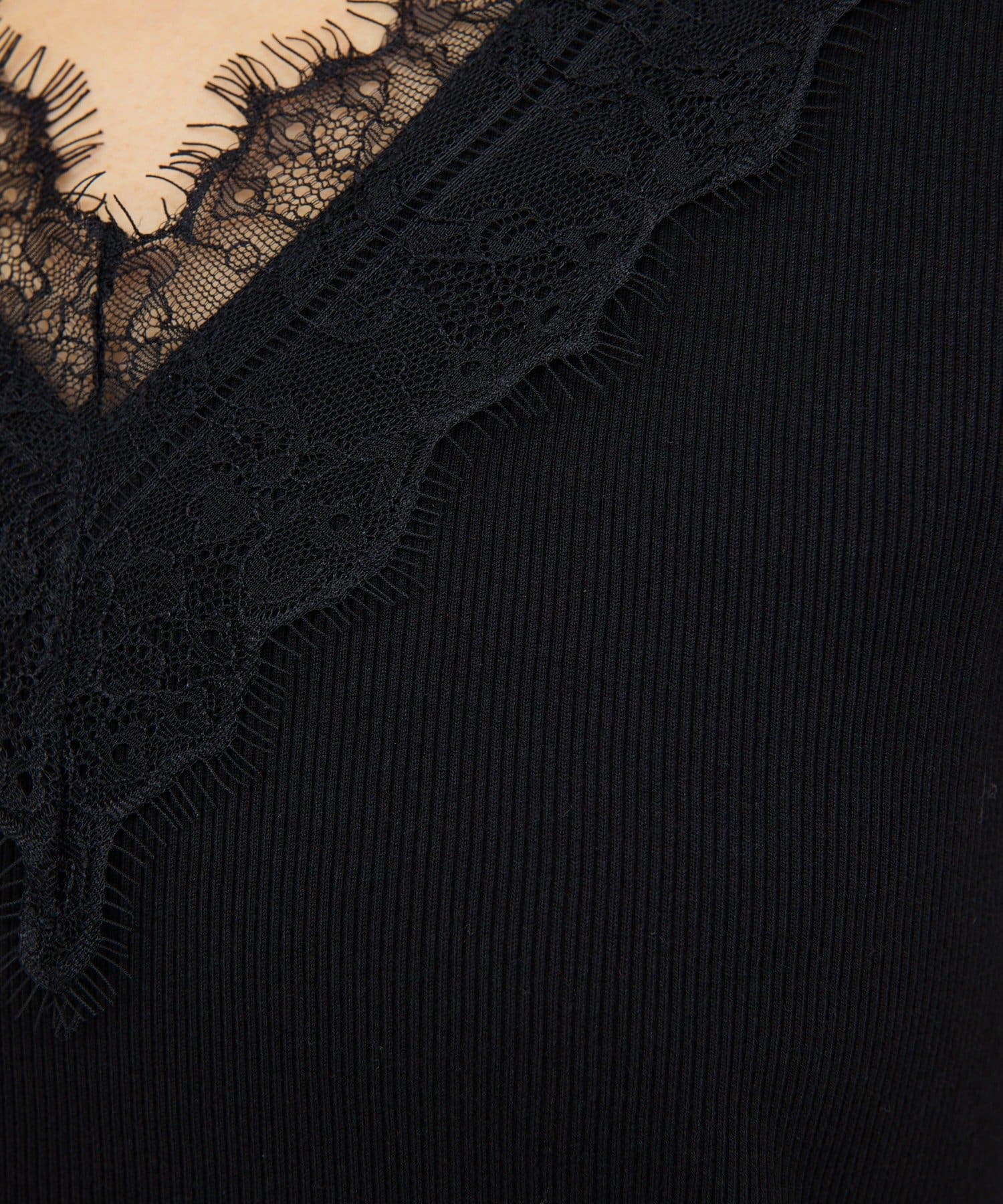 GALLARDAGALANTE(ガリャルダガランテ) Vレースリブタンク