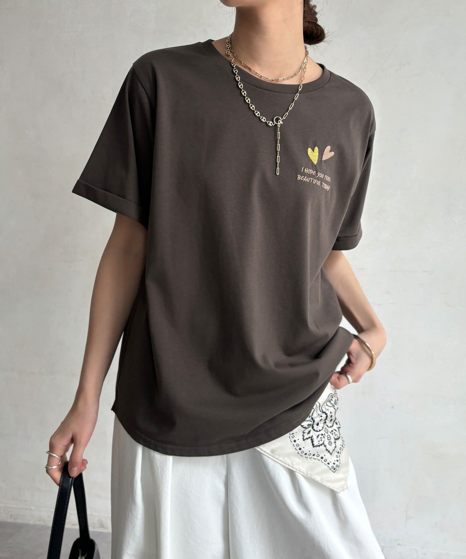 DOUDOU(ドゥドゥ) 【WEB限定】ハート×ロゴ刺繍TEE